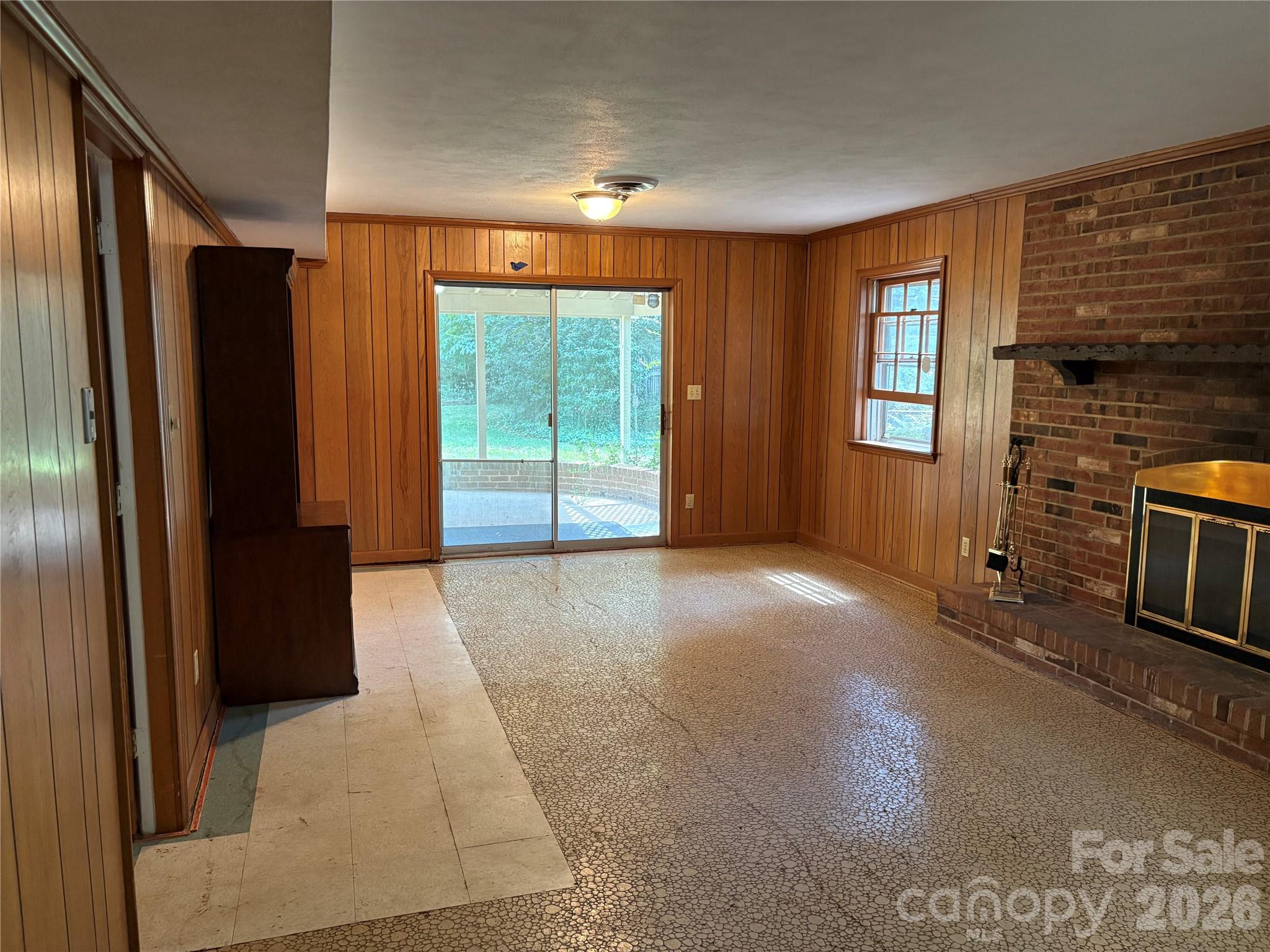 1215 Brockton Lane Property Photo 18
