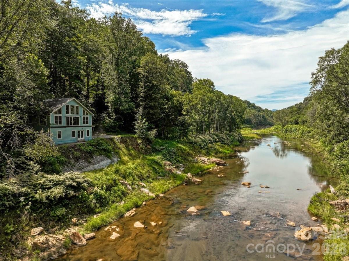 359 Shull Farm Road Property Photo 1