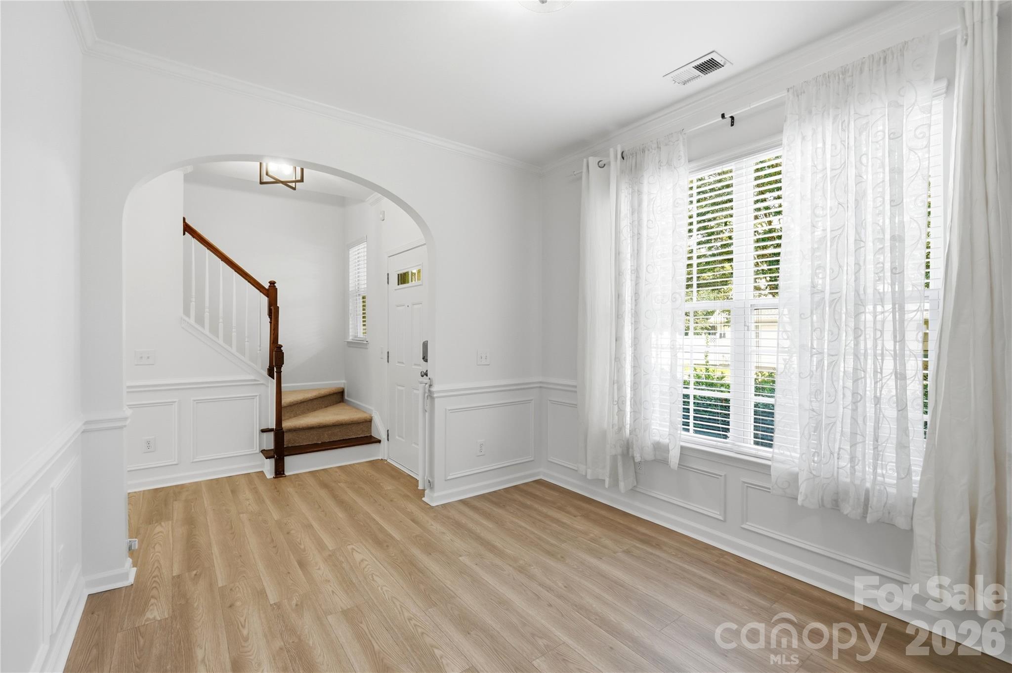461 River Park Road Property Photo 9
