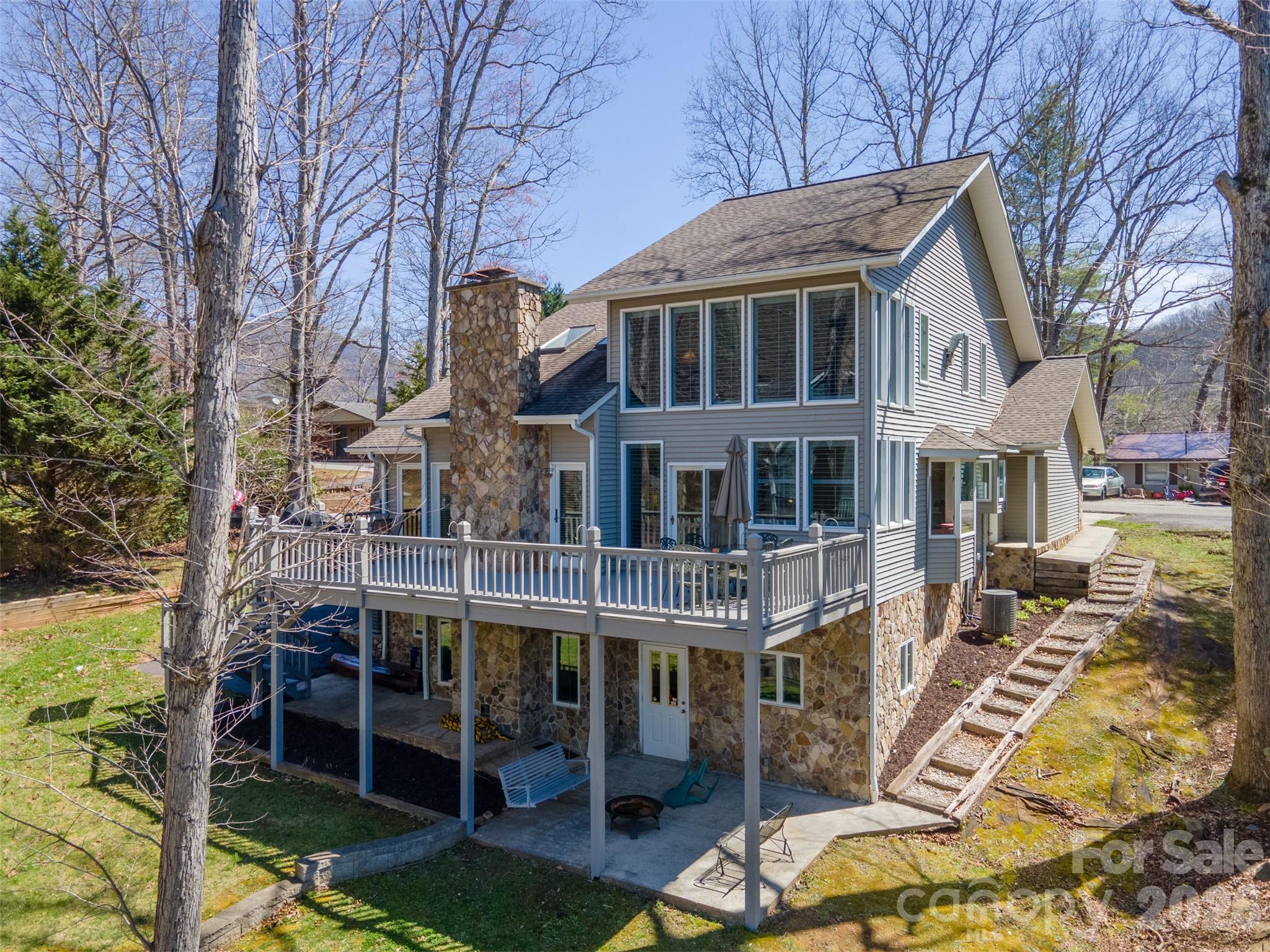 82 Avisco Road Property Photo 3