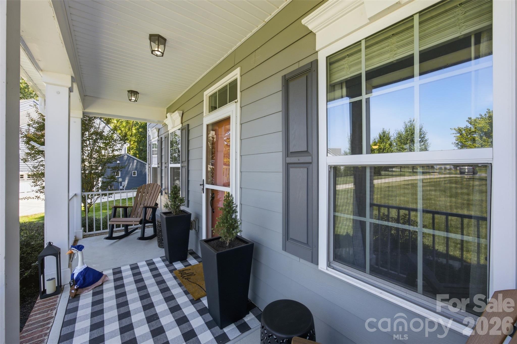 1009 Brookmeade Drive Property Photo 4