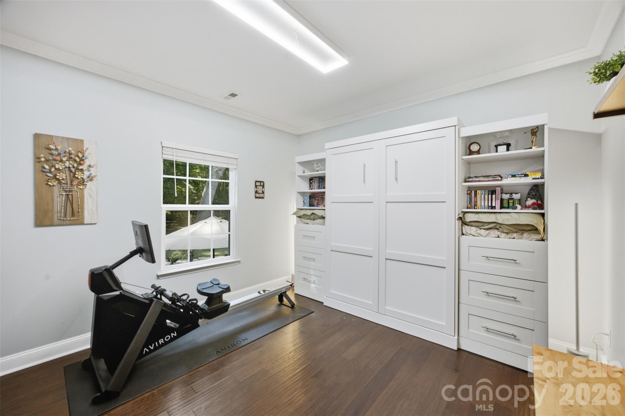 1009 Brookmeade Drive Property Photo 7