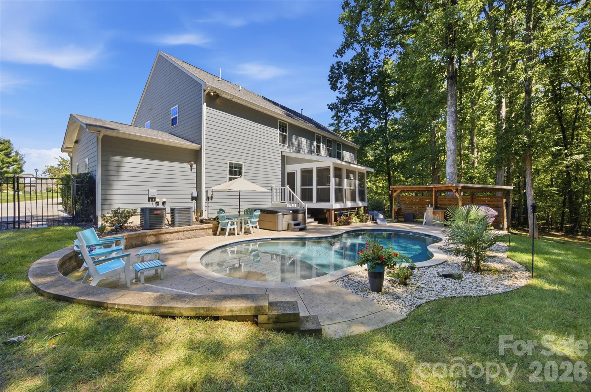 1009 Brookmeade Drive Property Photo 34