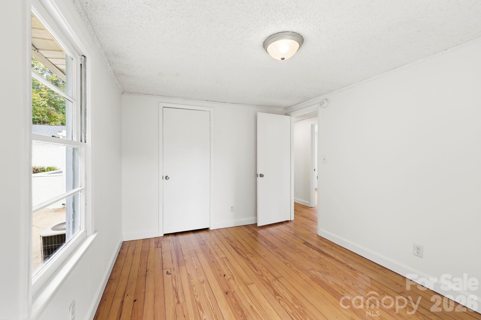 111 Sherwood Road Property Photo 28