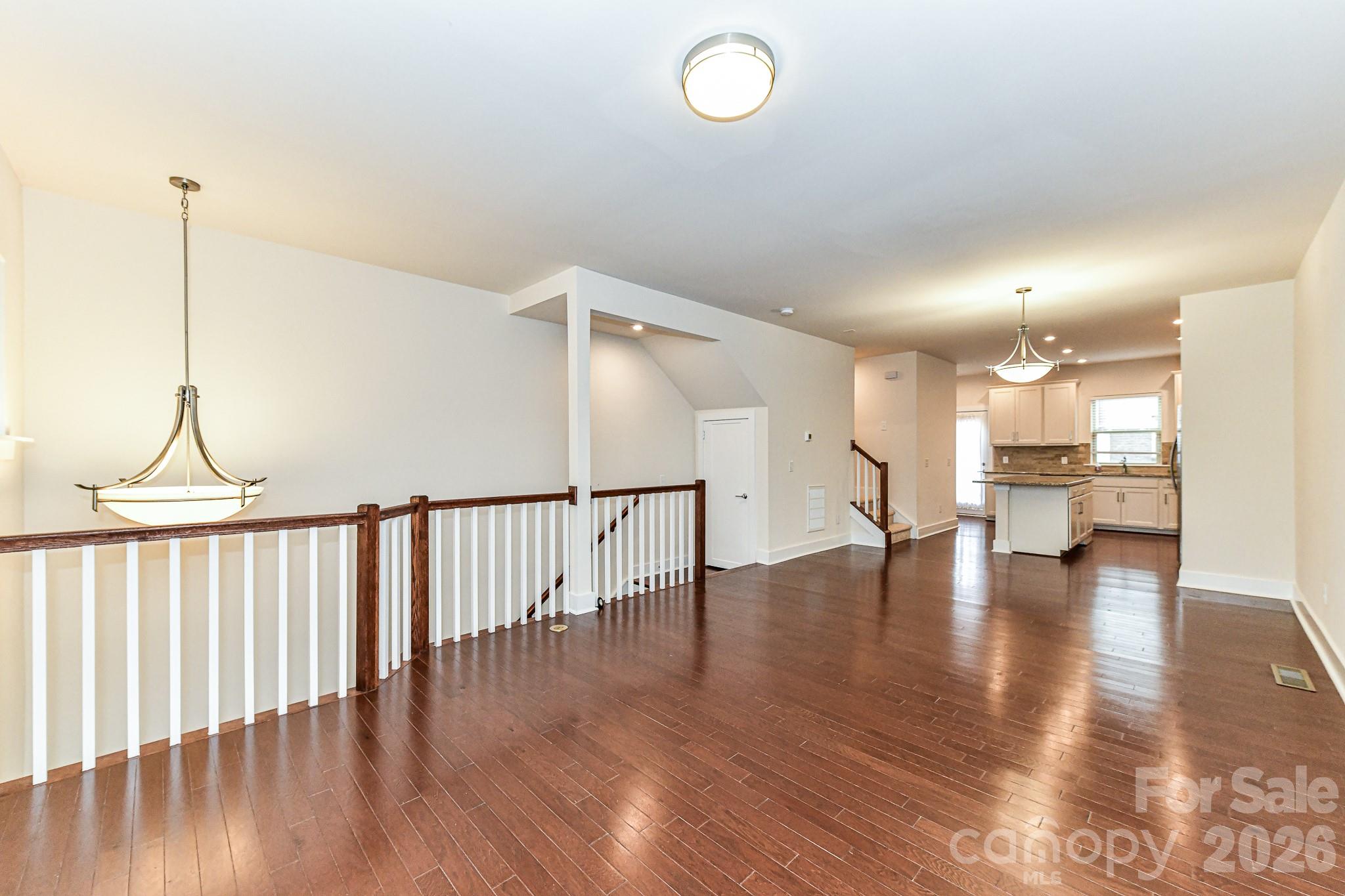 12018 Brooklyn Avenue Property Photo 5