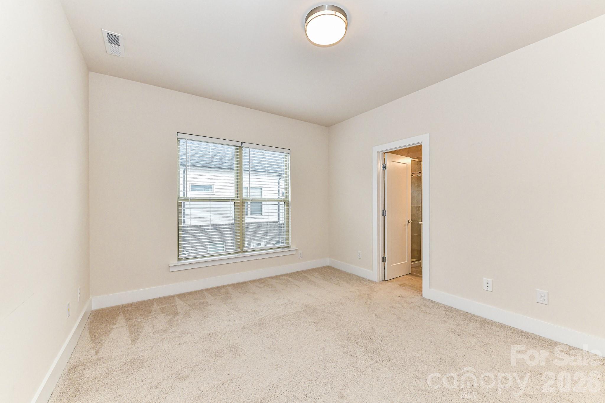 12018 Brooklyn Avenue Property Photo 19