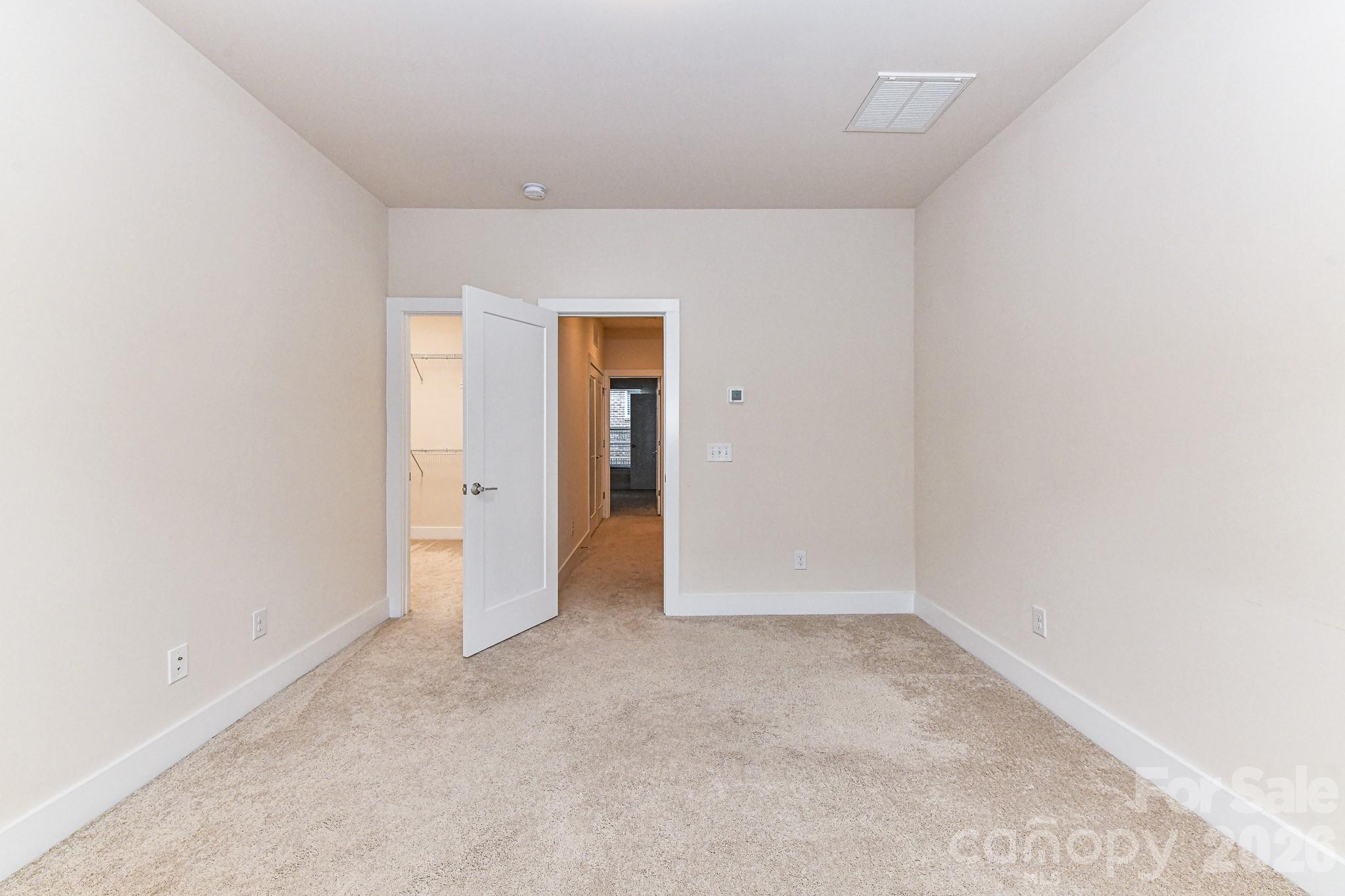 12018 Brooklyn Avenue Property Photo 20