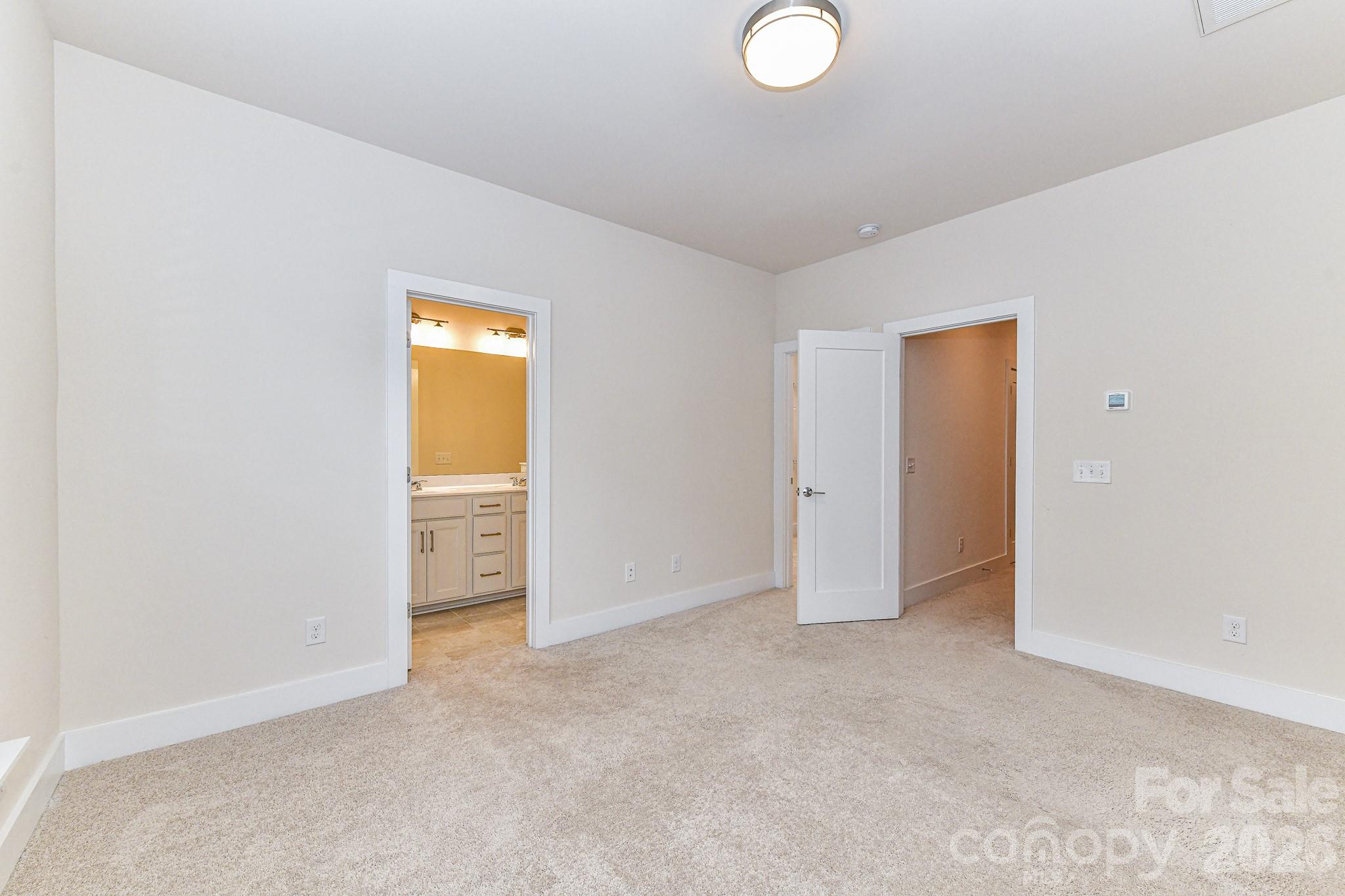 12018 Brooklyn Avenue Property Photo 21