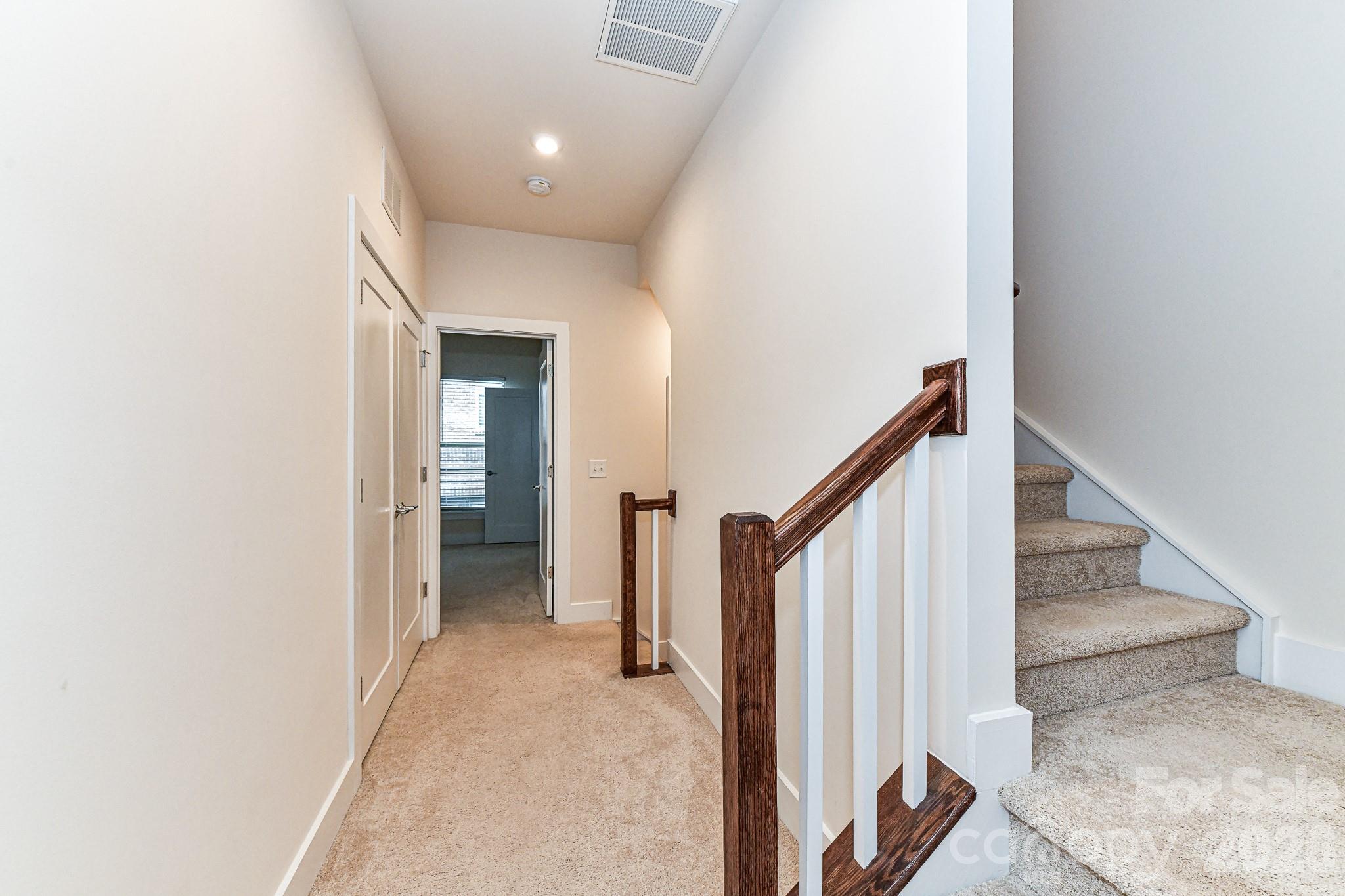 12018 Brooklyn Avenue Property Photo 29