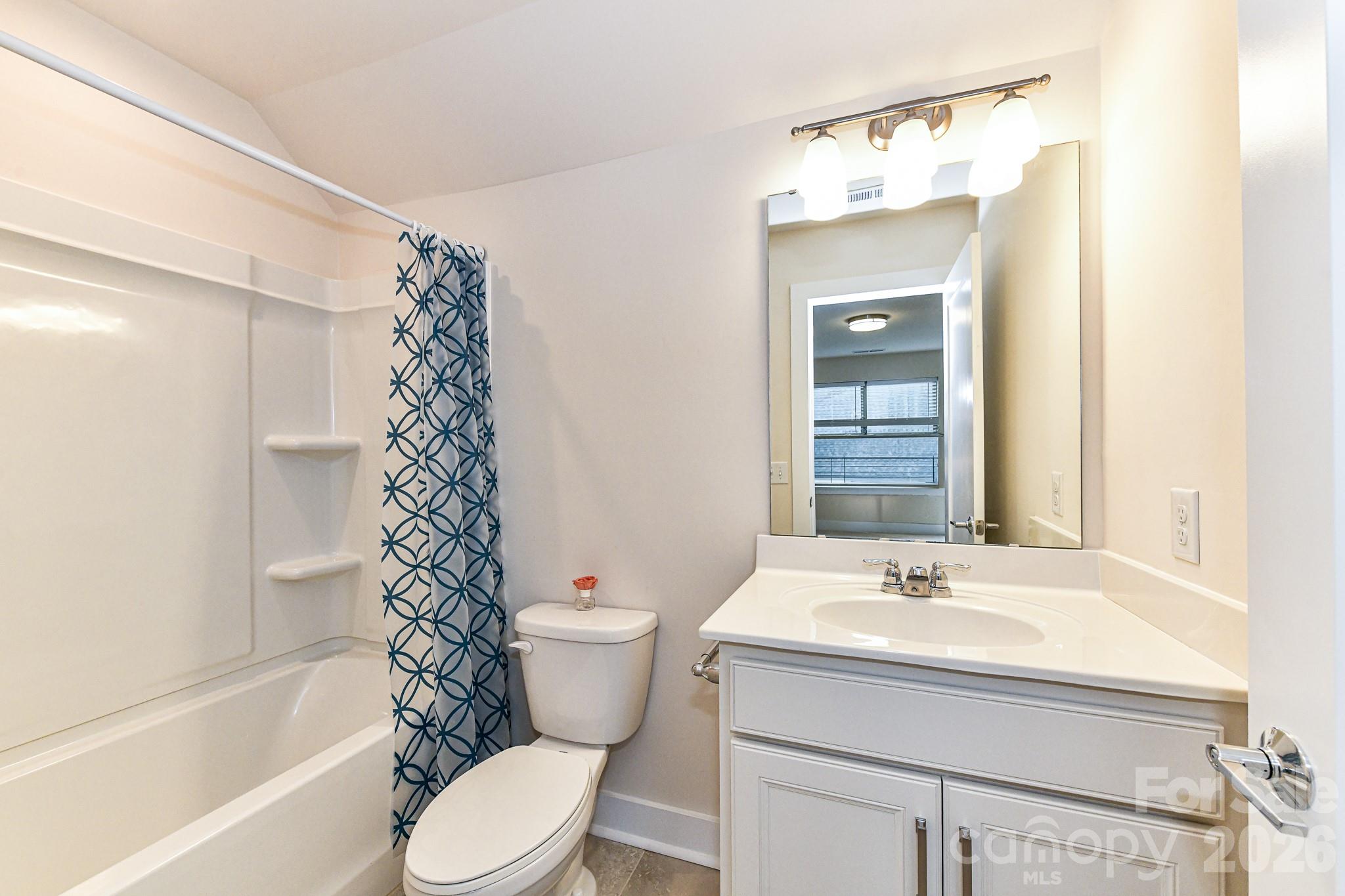 12018 Brooklyn Avenue Property Photo 34