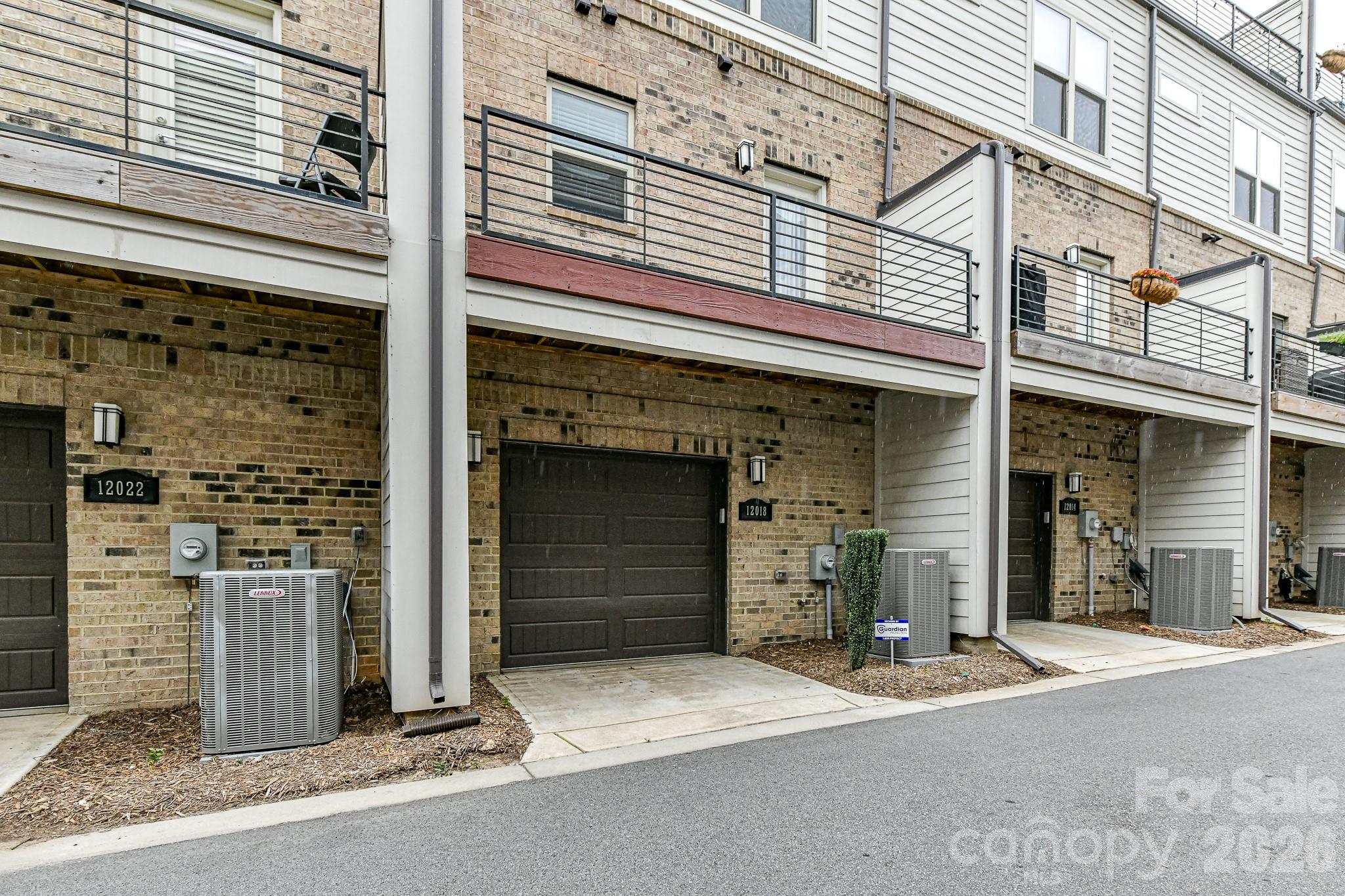 12018 Brooklyn Avenue Property Photo 38