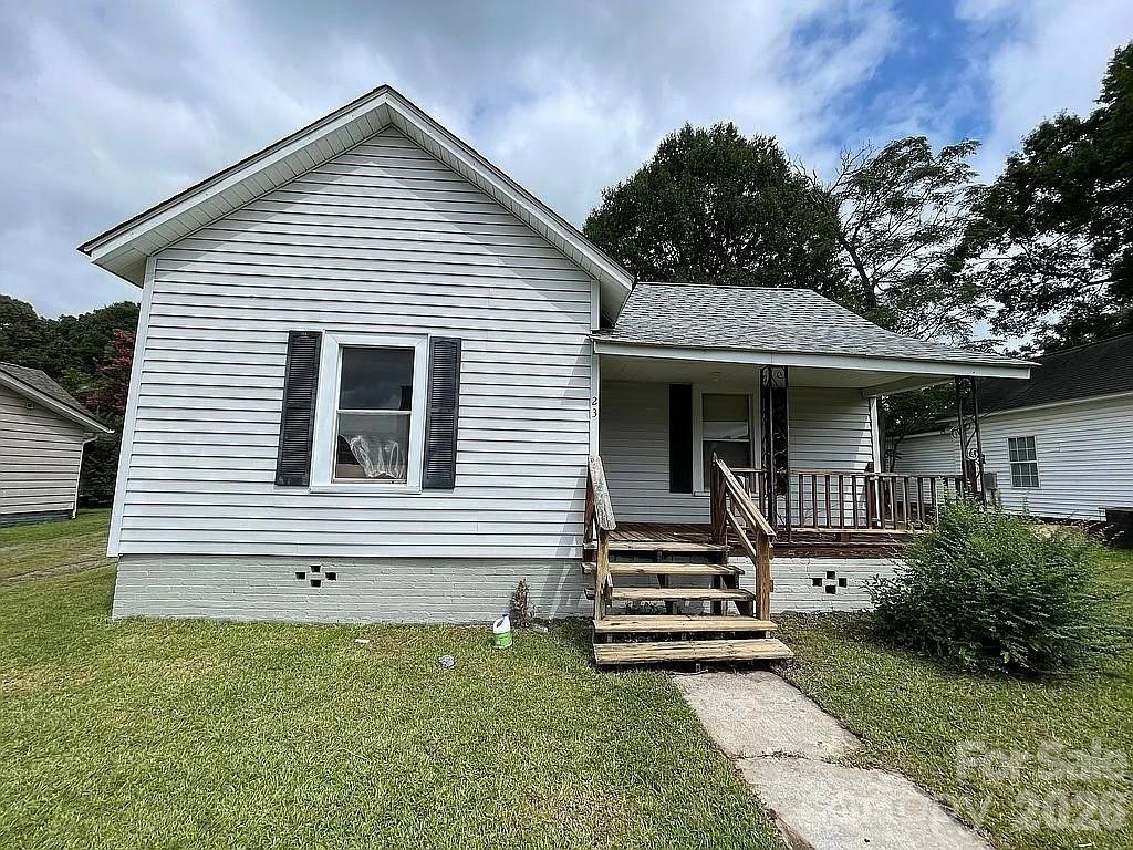 23 Selma Drive Property Photo 1