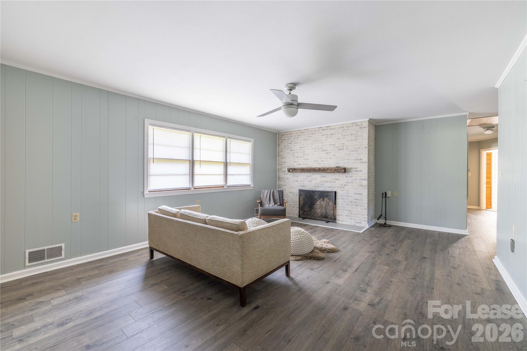 34 Willow Street Property Photo 2