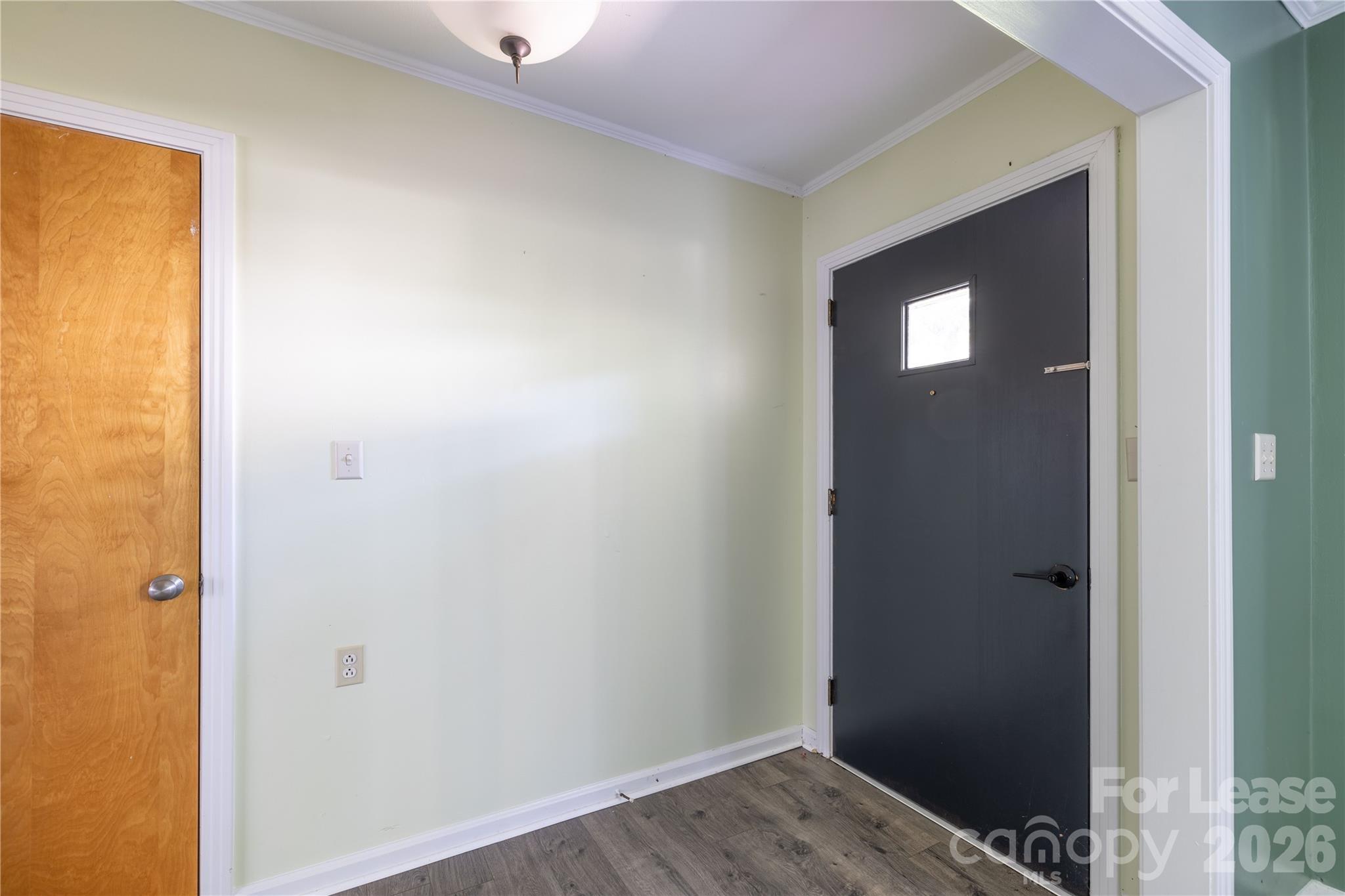 34 Willow Street Property Photo 8