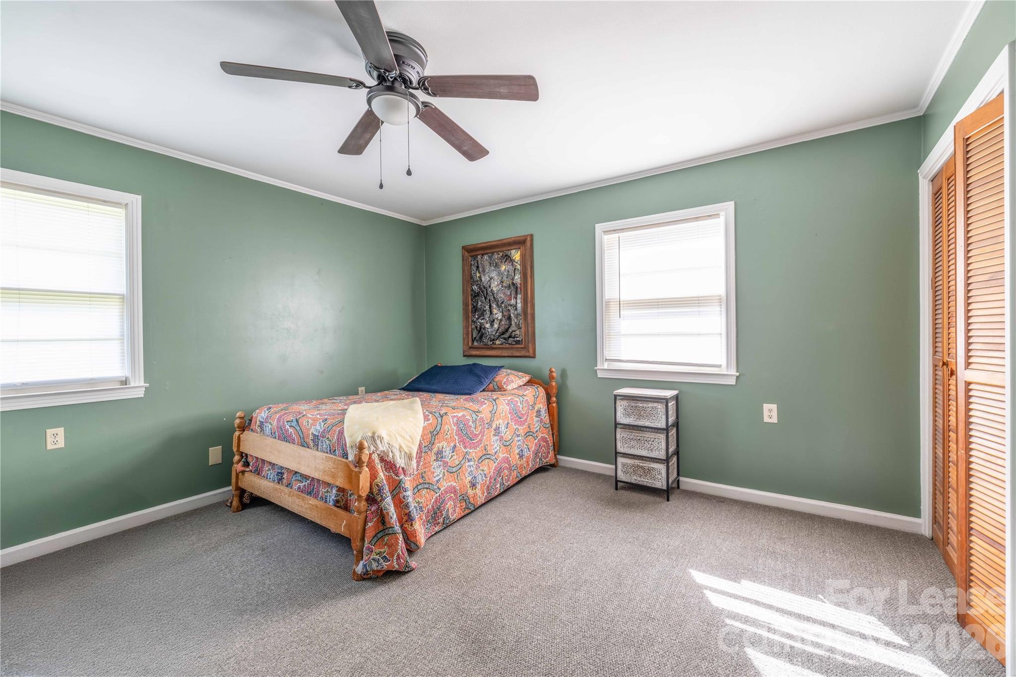 34 Willow Street Property Photo 24
