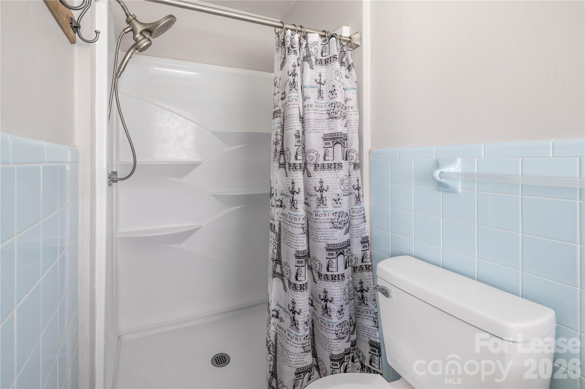 34 Willow Street Property Photo 27