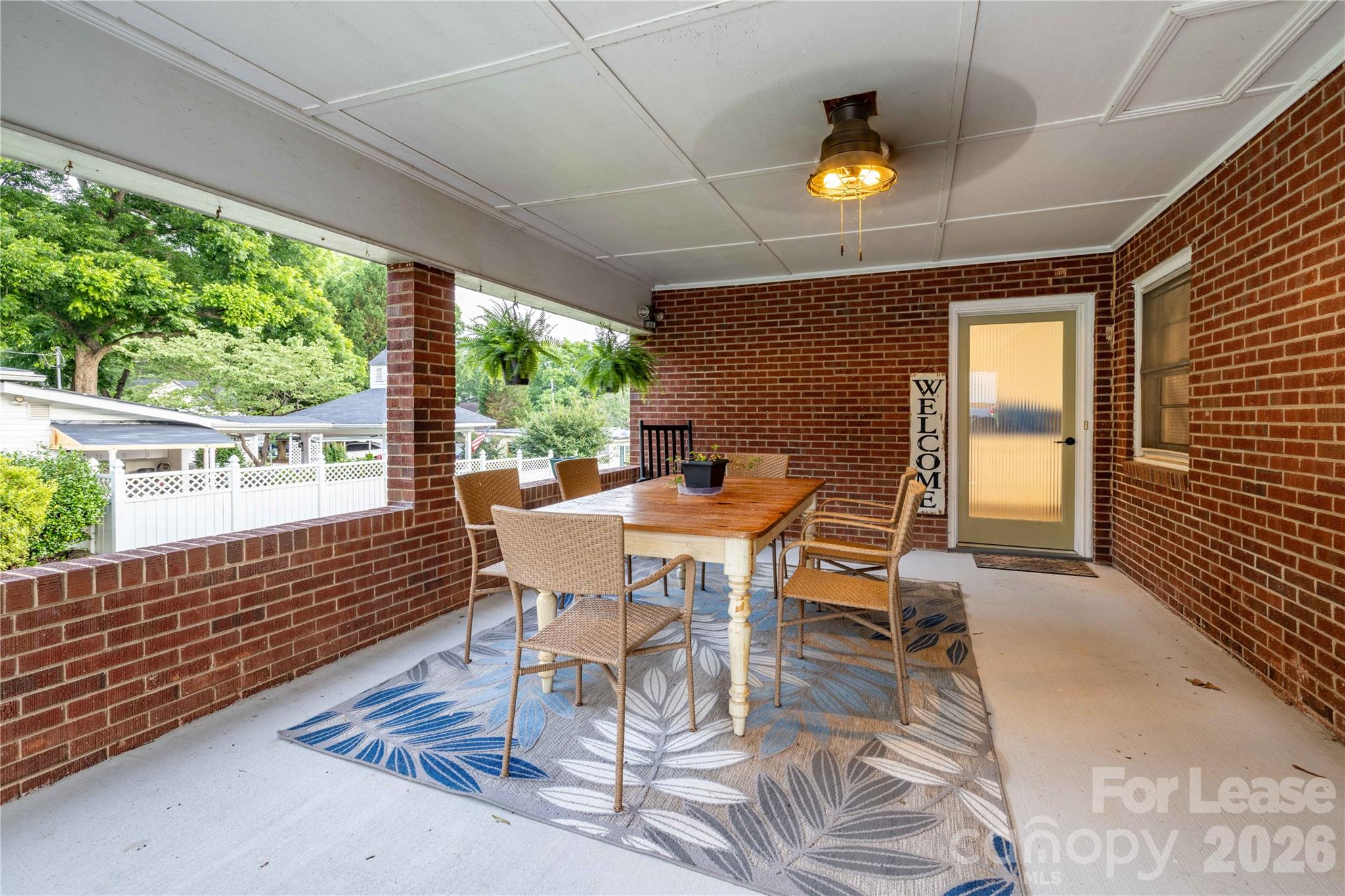 34 Willow Street Property Photo 38