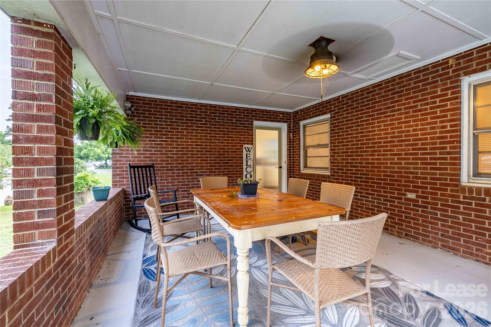 34 Willow Street Property Photo 40