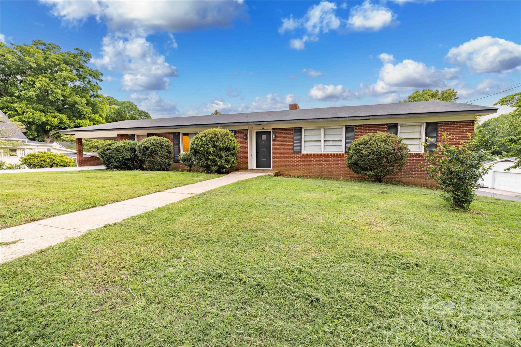 34 Willow Street Property Photo 43