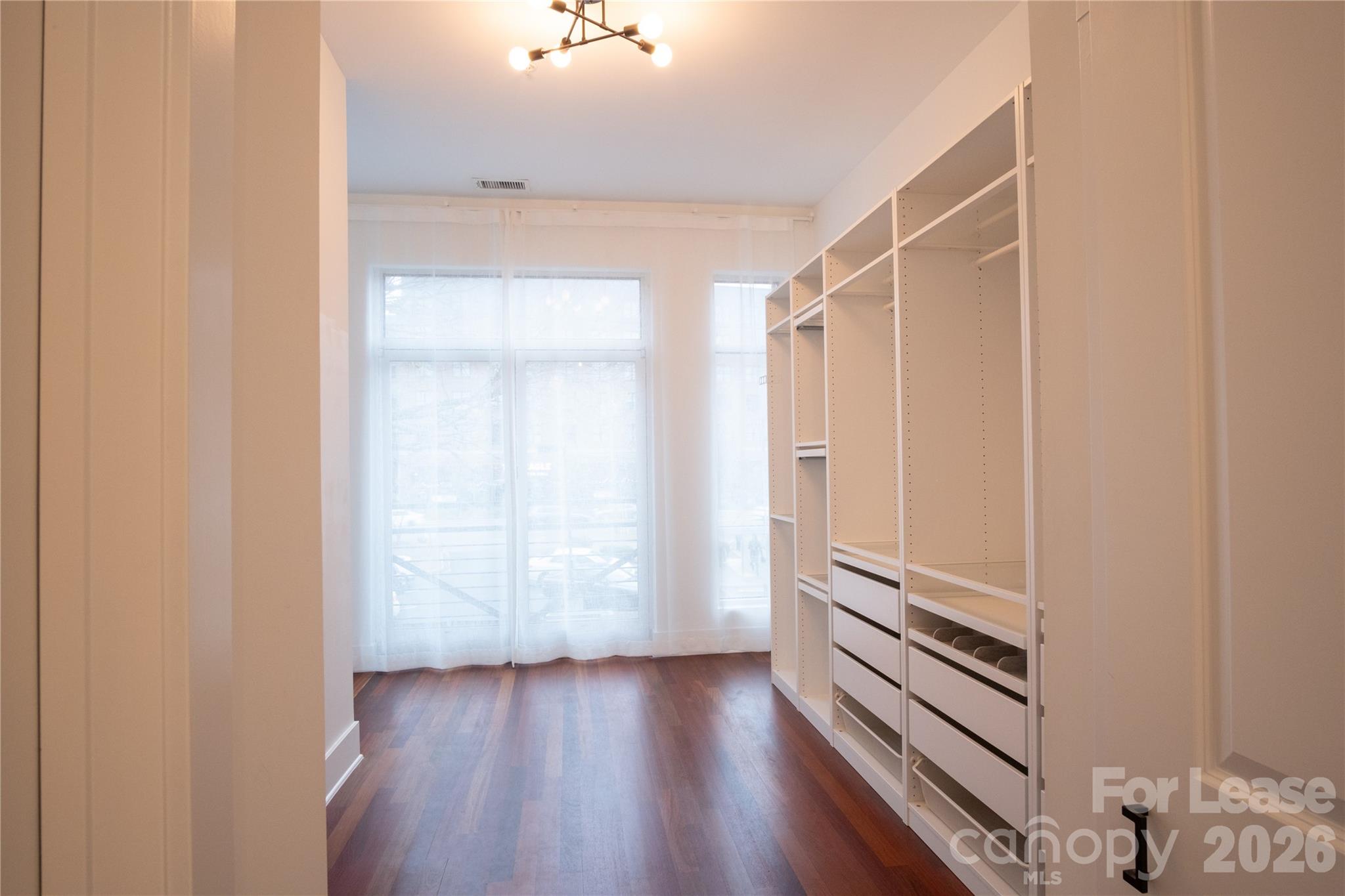 2133 Southend Drive 303 Property Photo 13