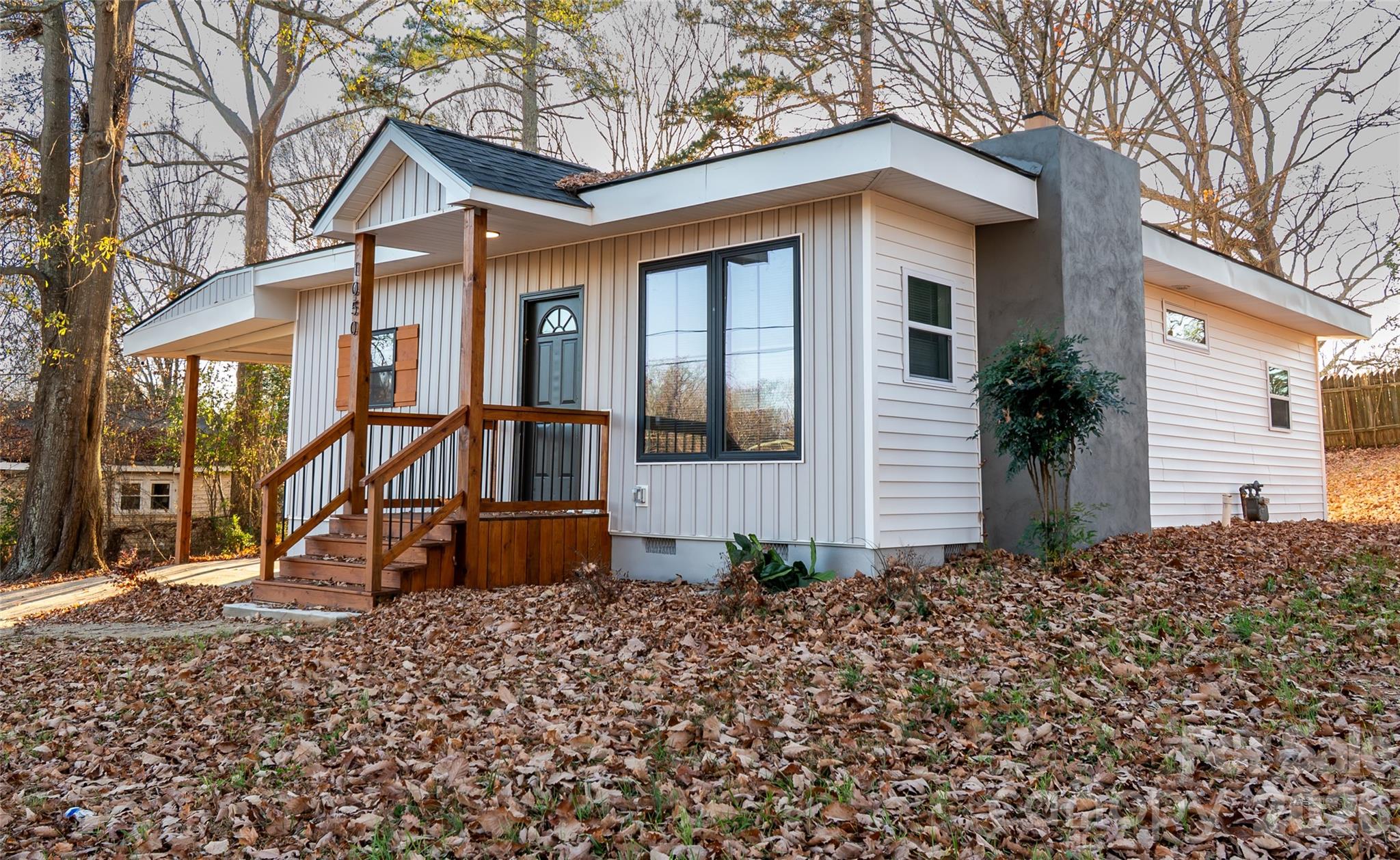 1050 Barnett Drive Property Photo 1