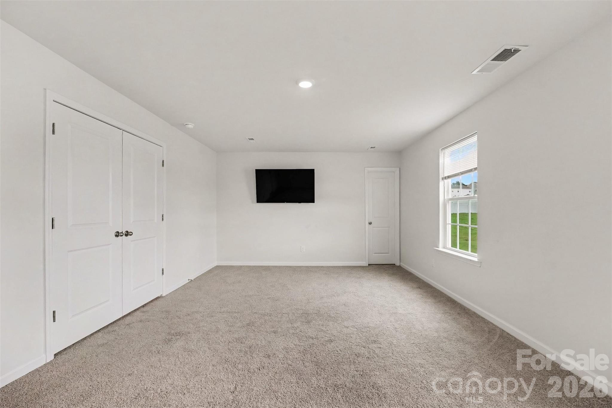 3674 Charles Street Property Photo 12