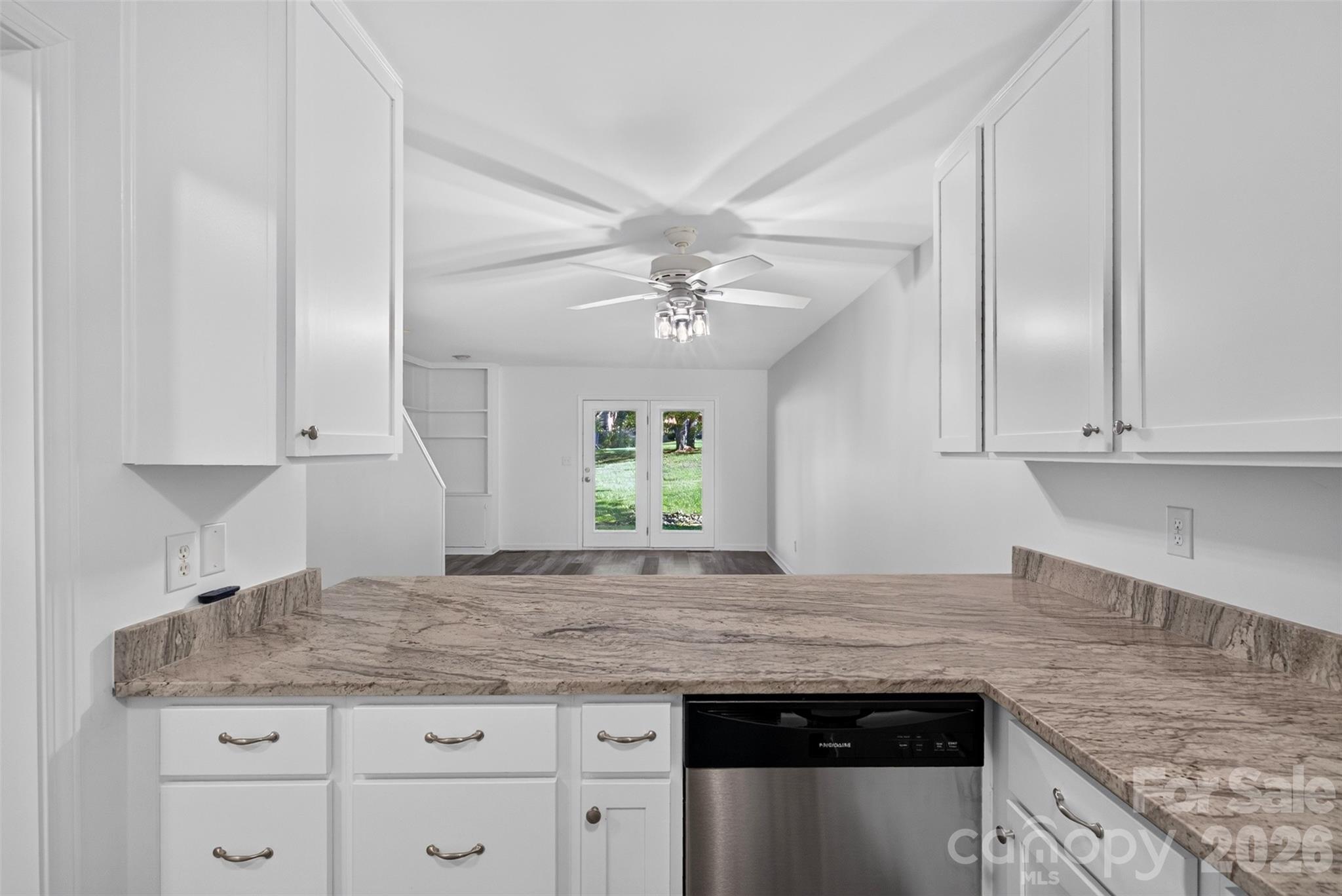 132 Colony Drive Property Photo 4