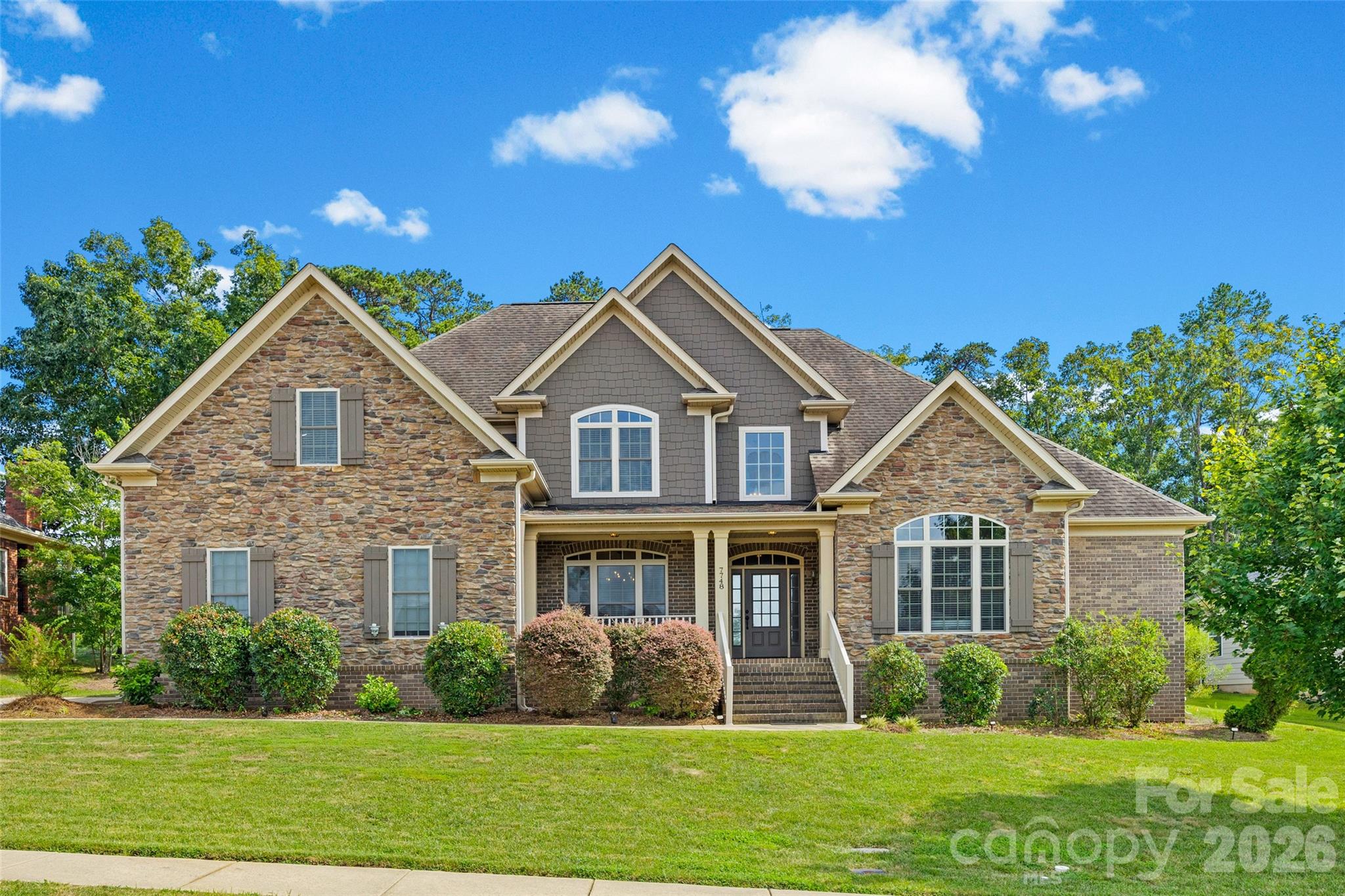 7748 Village Parkway Property Photo 1