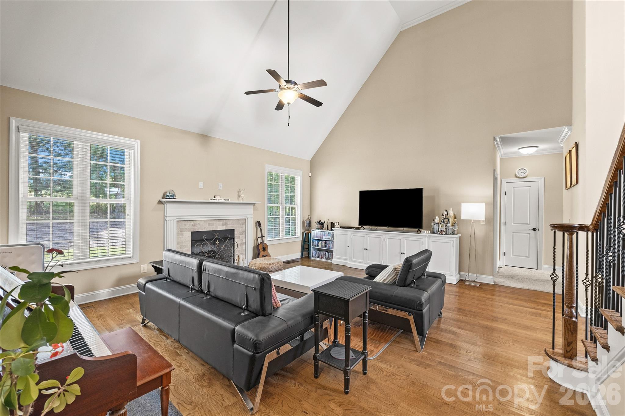 7748 Village Parkway Property Photo 7