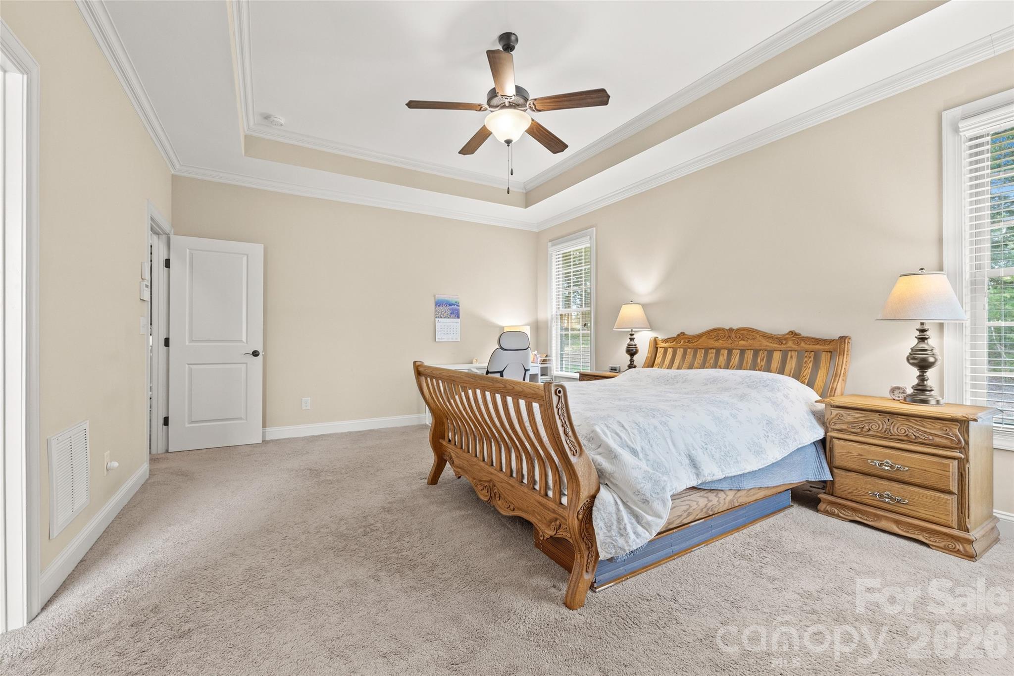 7748 Village Parkway Property Photo 14