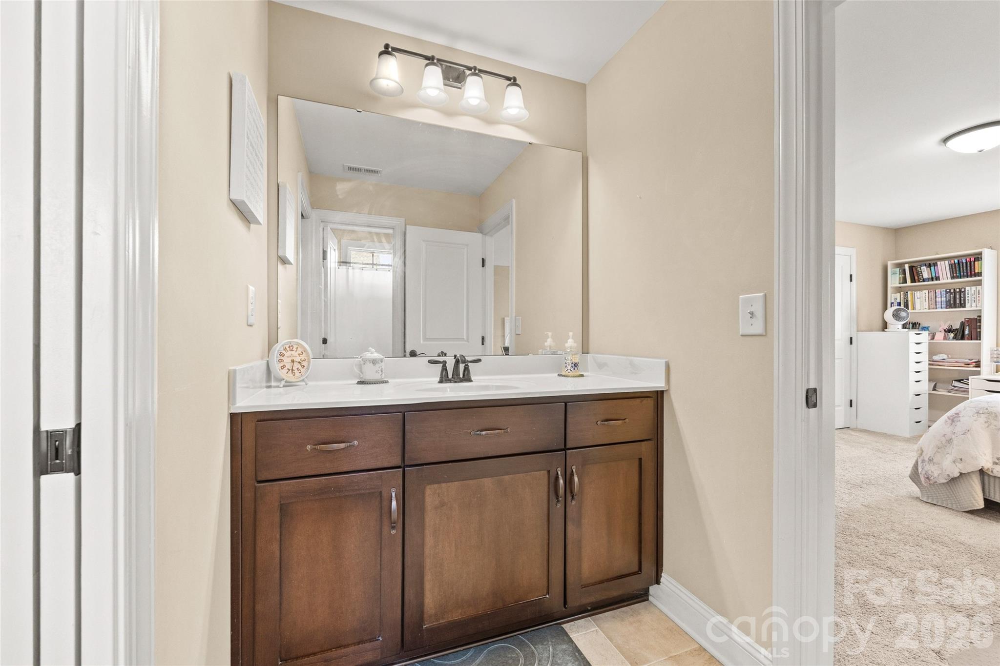 7748 Village Parkway Property Photo 25