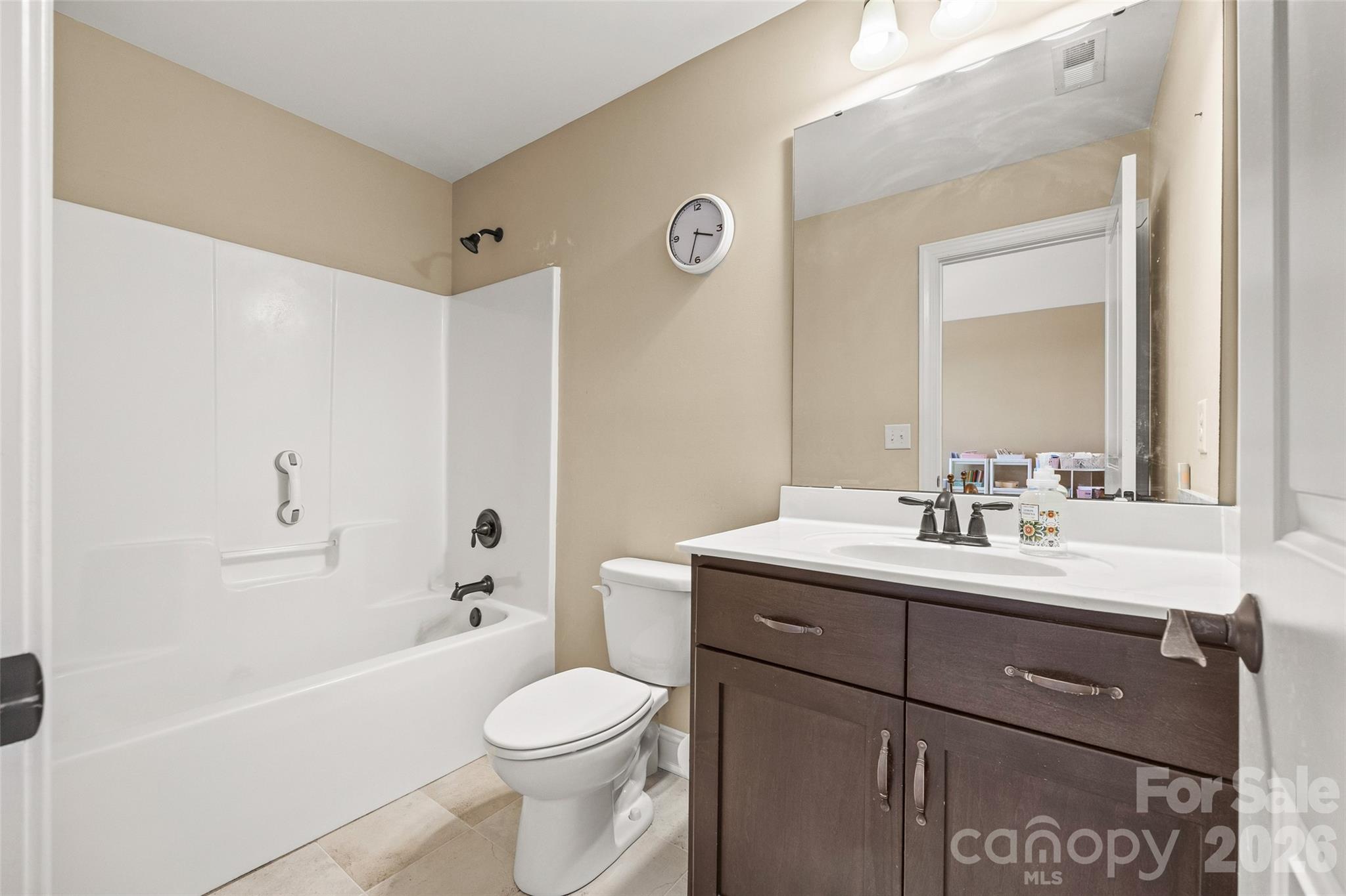 7748 Village Parkway Property Photo 30