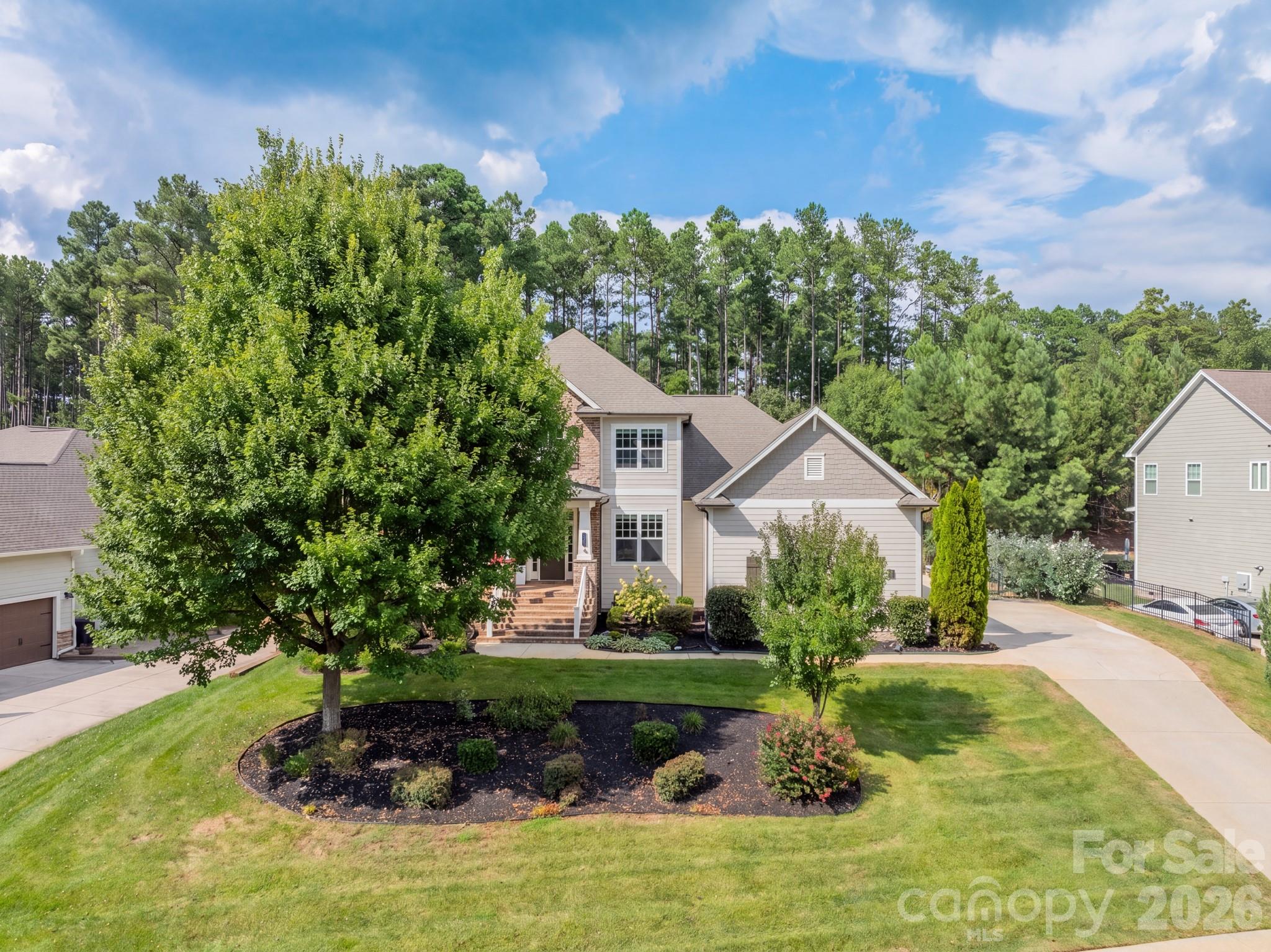 317 Holdsworth Drive Property Photo 4