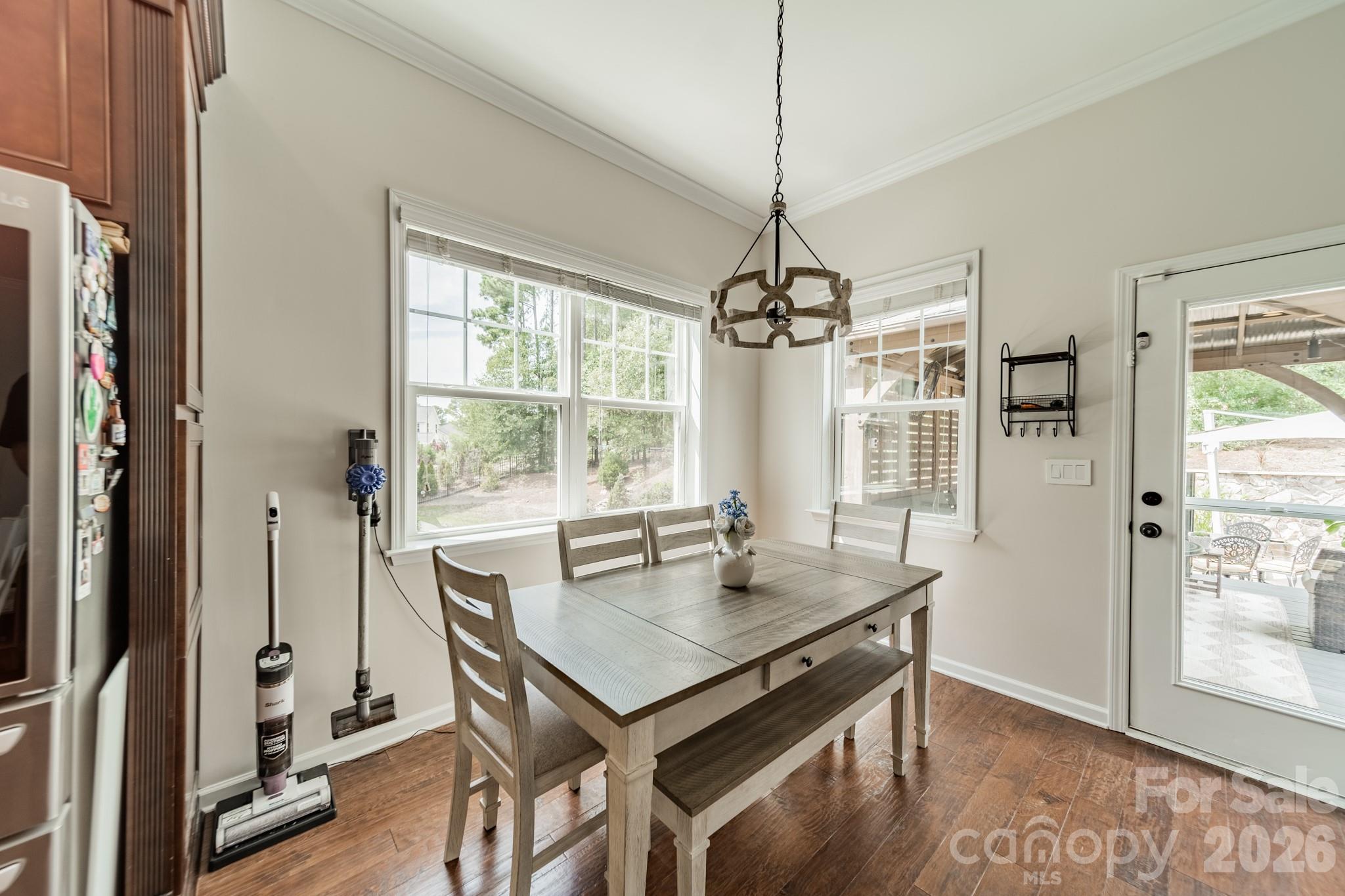 317 Holdsworth Drive Property Photo 18
