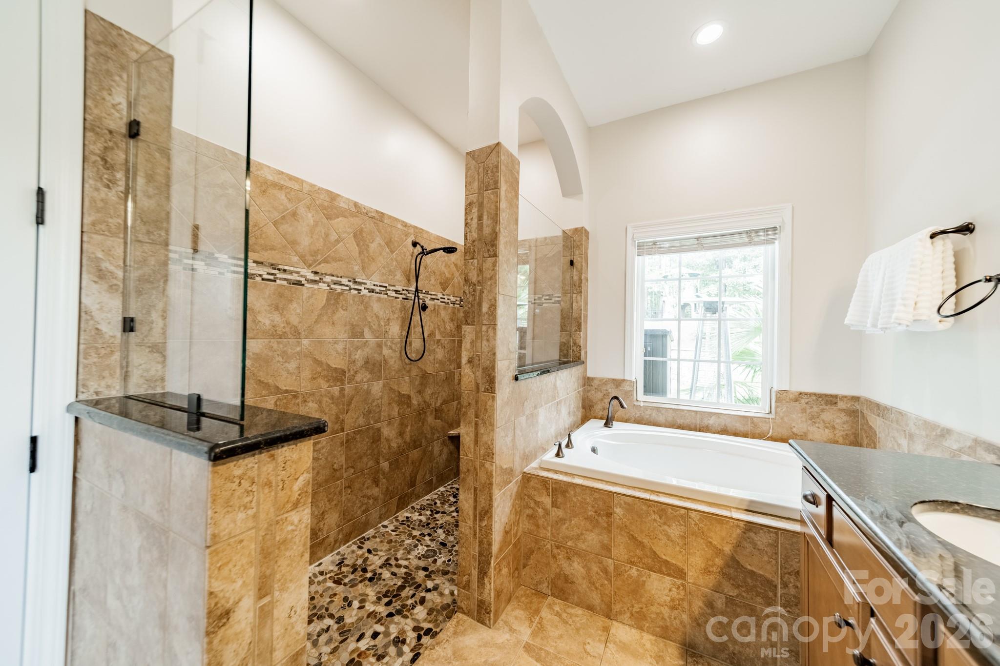 317 Holdsworth Drive Property Photo 23