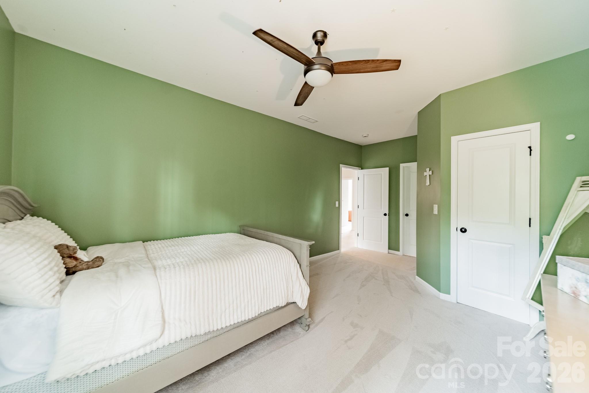 317 Holdsworth Drive Property Photo 29