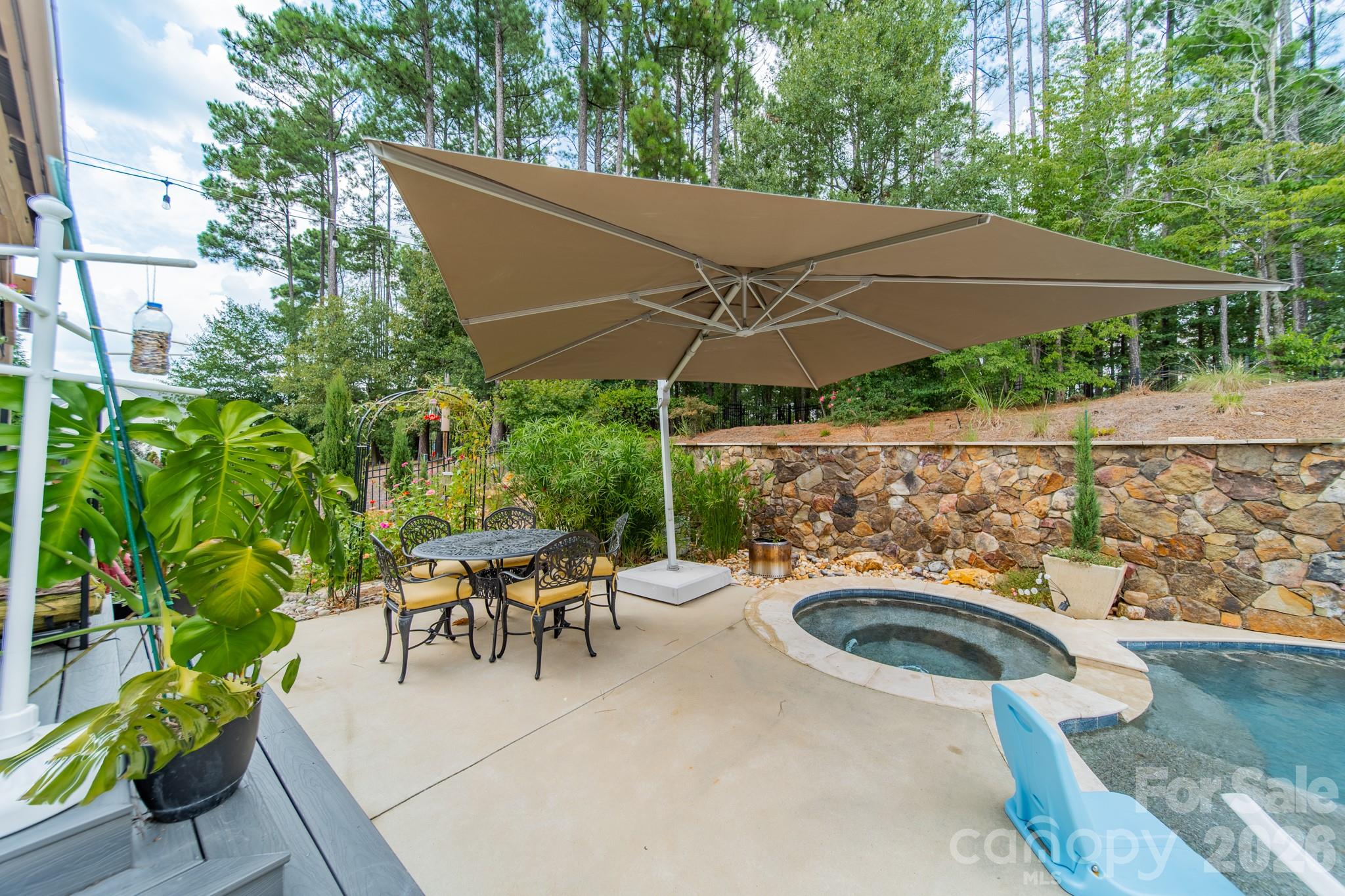 317 Holdsworth Drive Property Photo 39