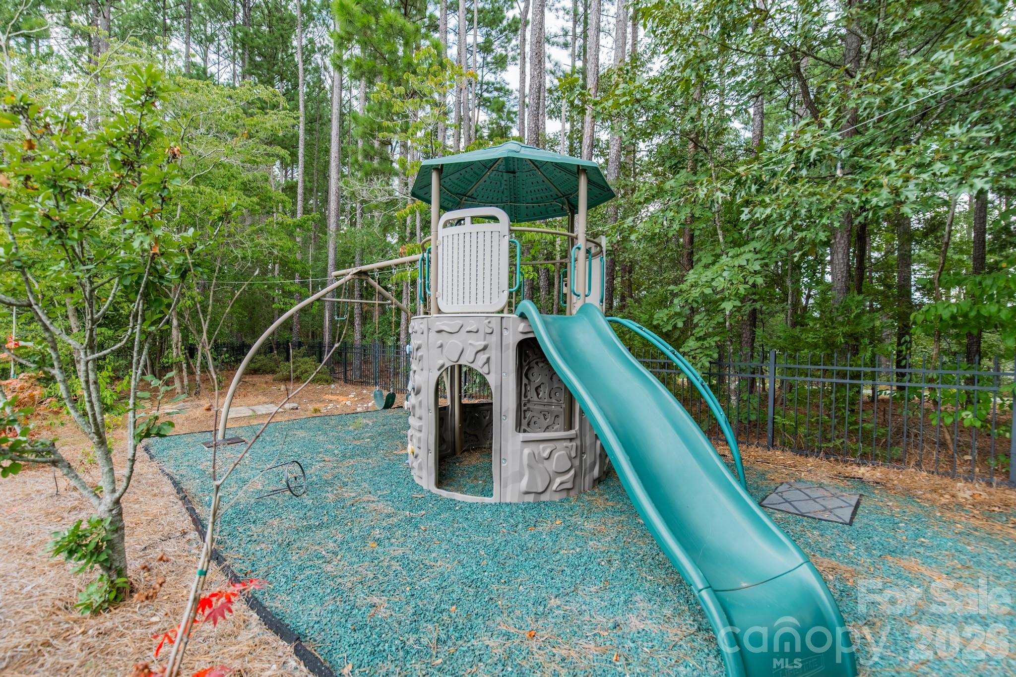 317 Holdsworth Drive Property Photo 44