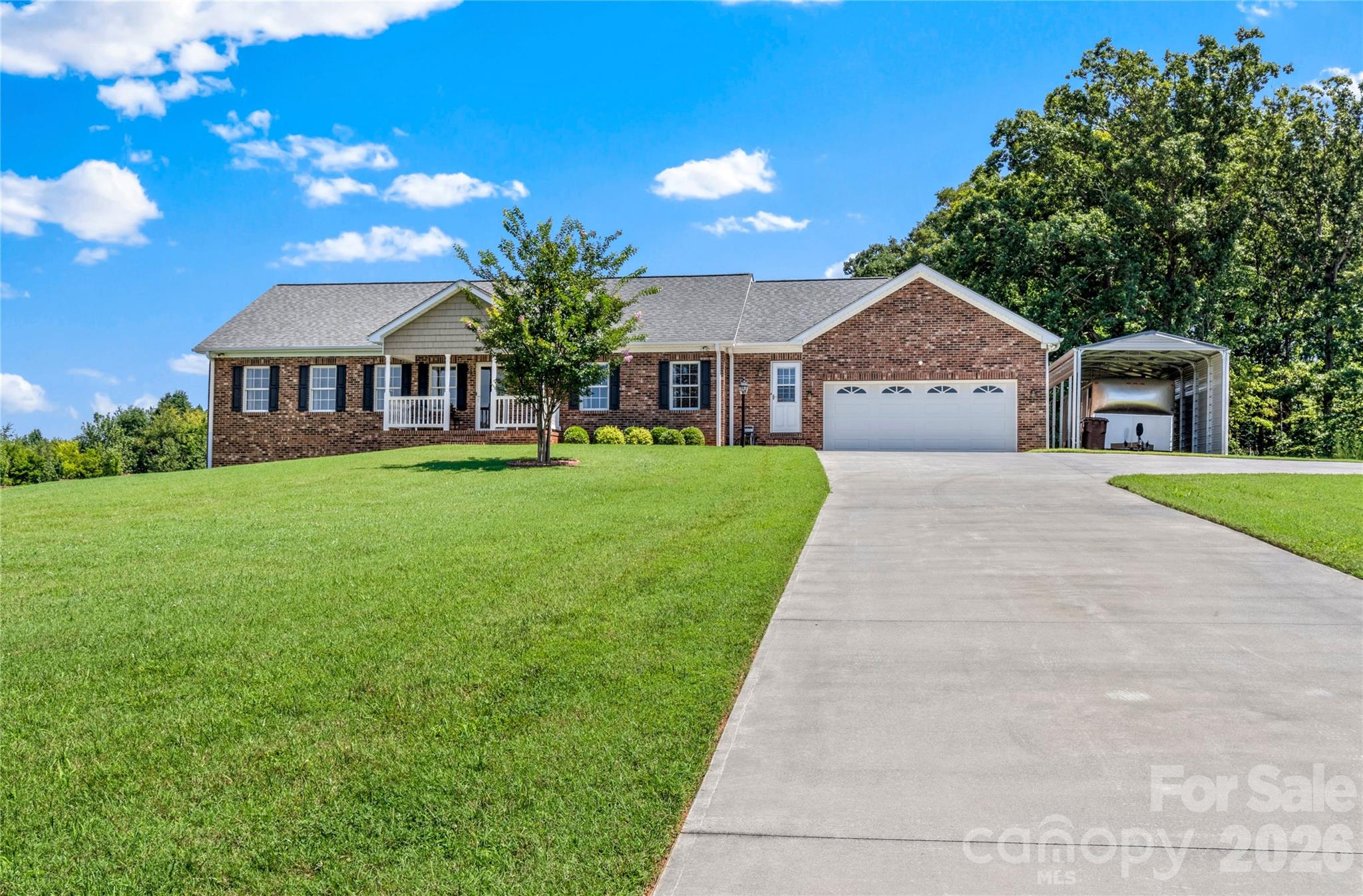 527 Howardtown Circle Property Photo 2