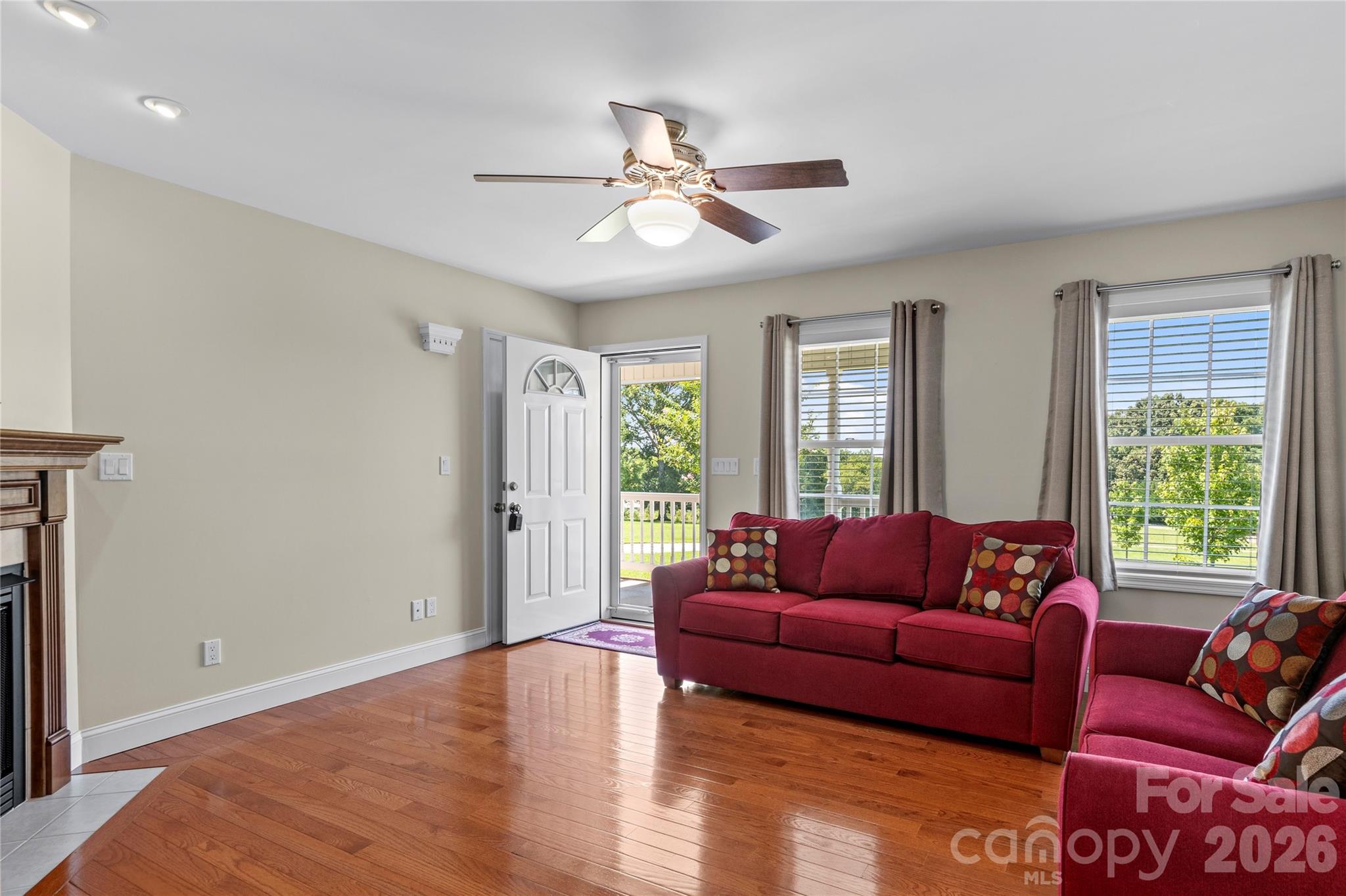 527 Howardtown Circle Property Photo 8