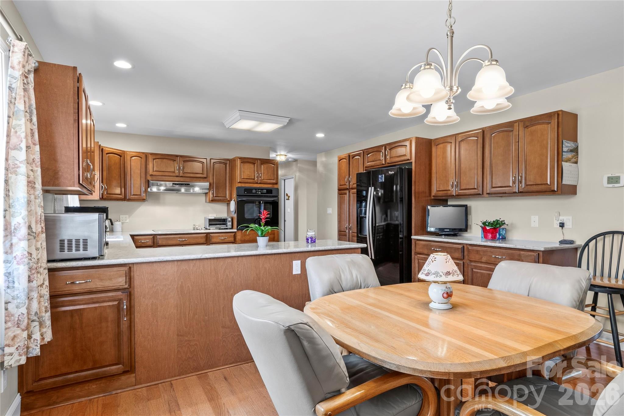 527 Howardtown Circle Property Photo 12