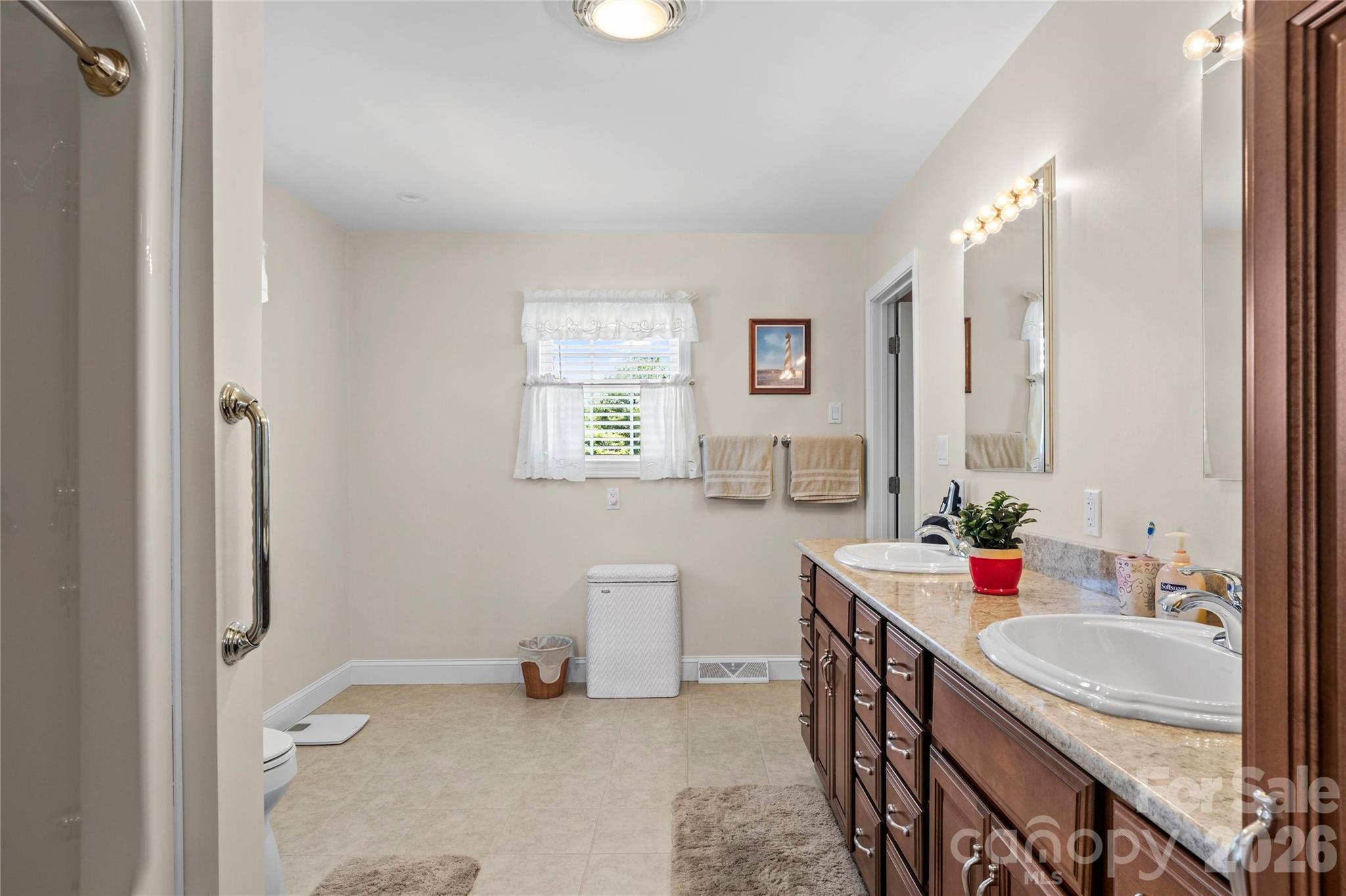 527 Howardtown Circle Property Photo 18