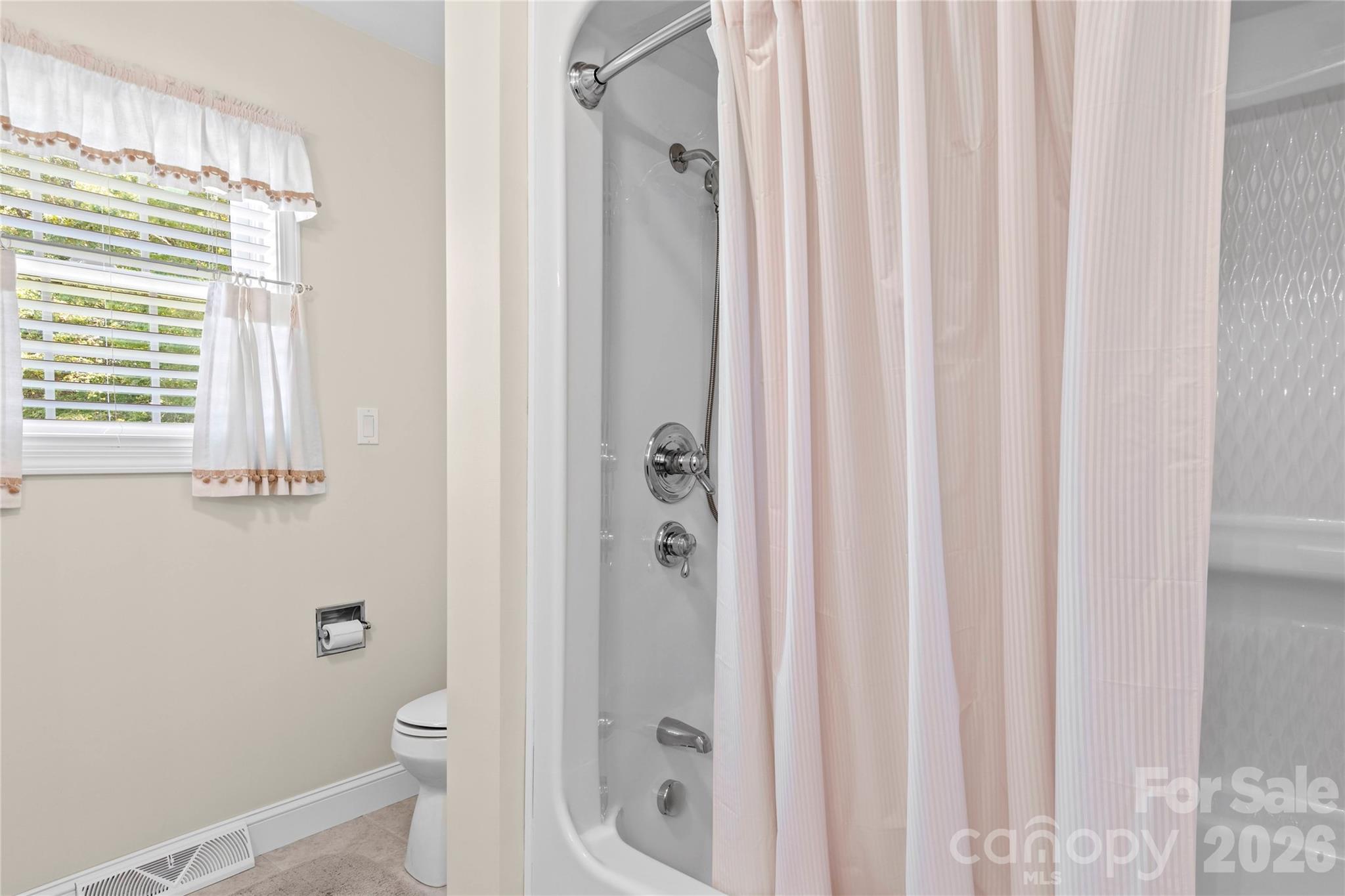 527 Howardtown Circle Property Photo 25