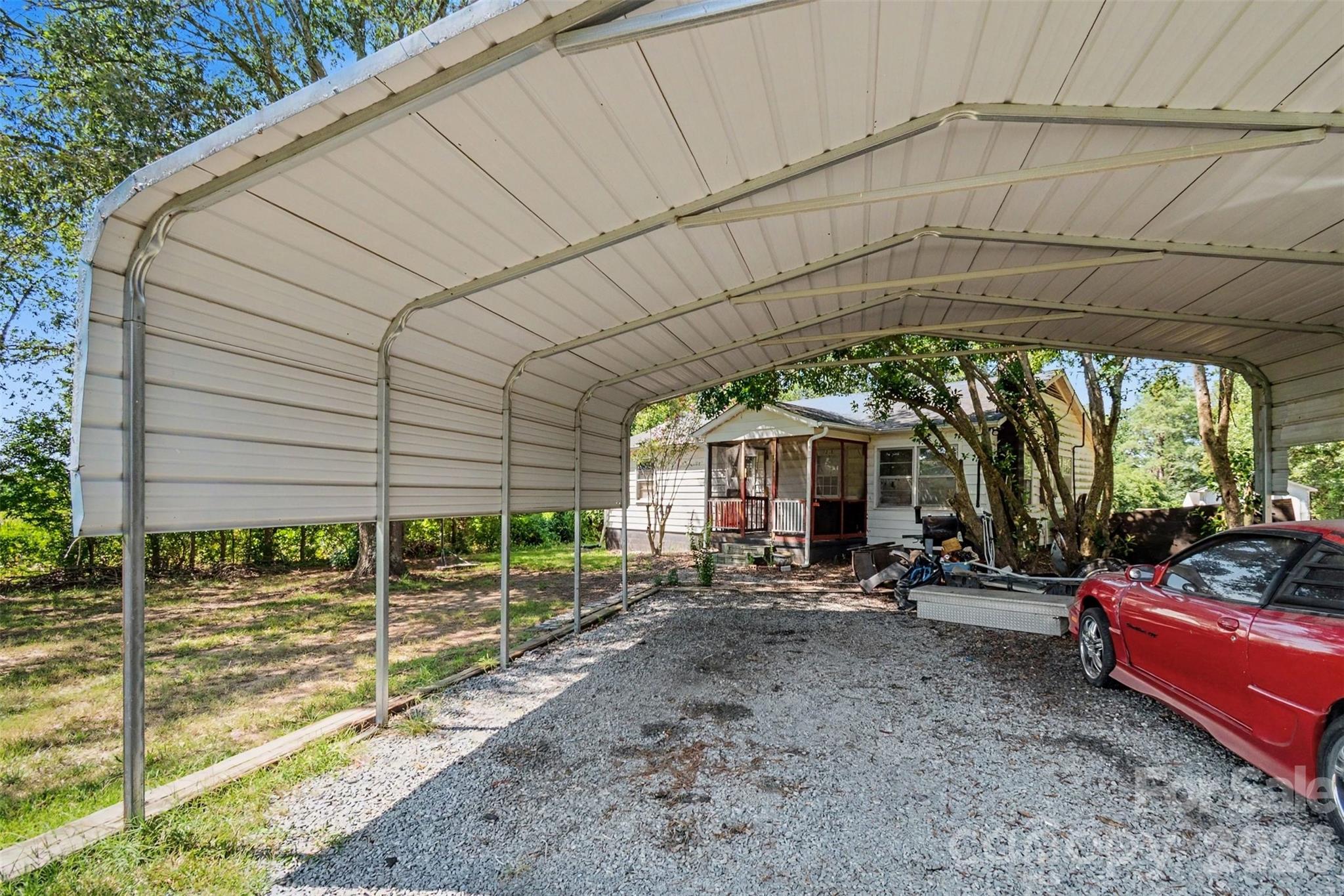 7218 Wolf Pond Road Property Photo 5