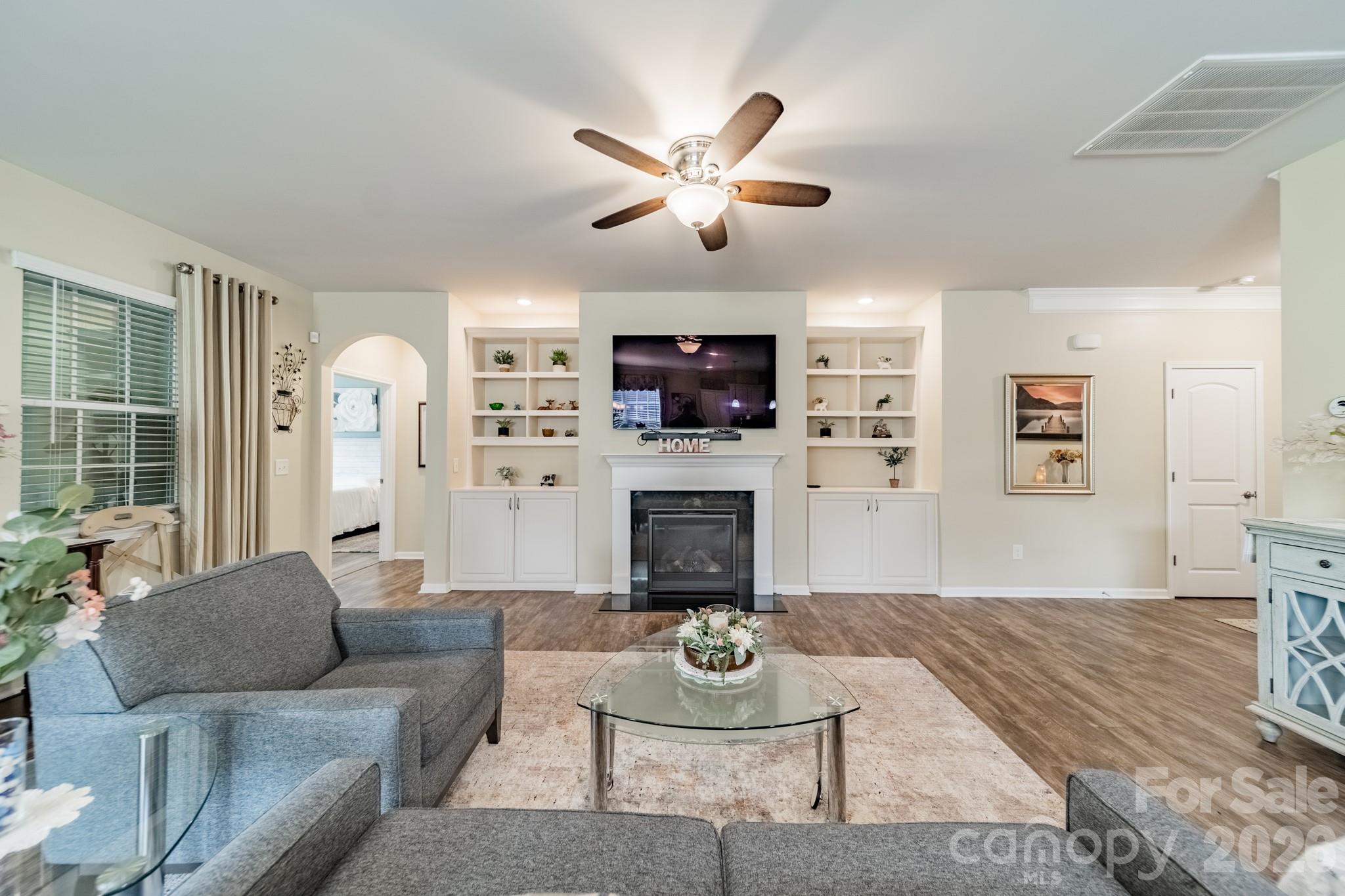 128 Picasso Trail Property Photo 7