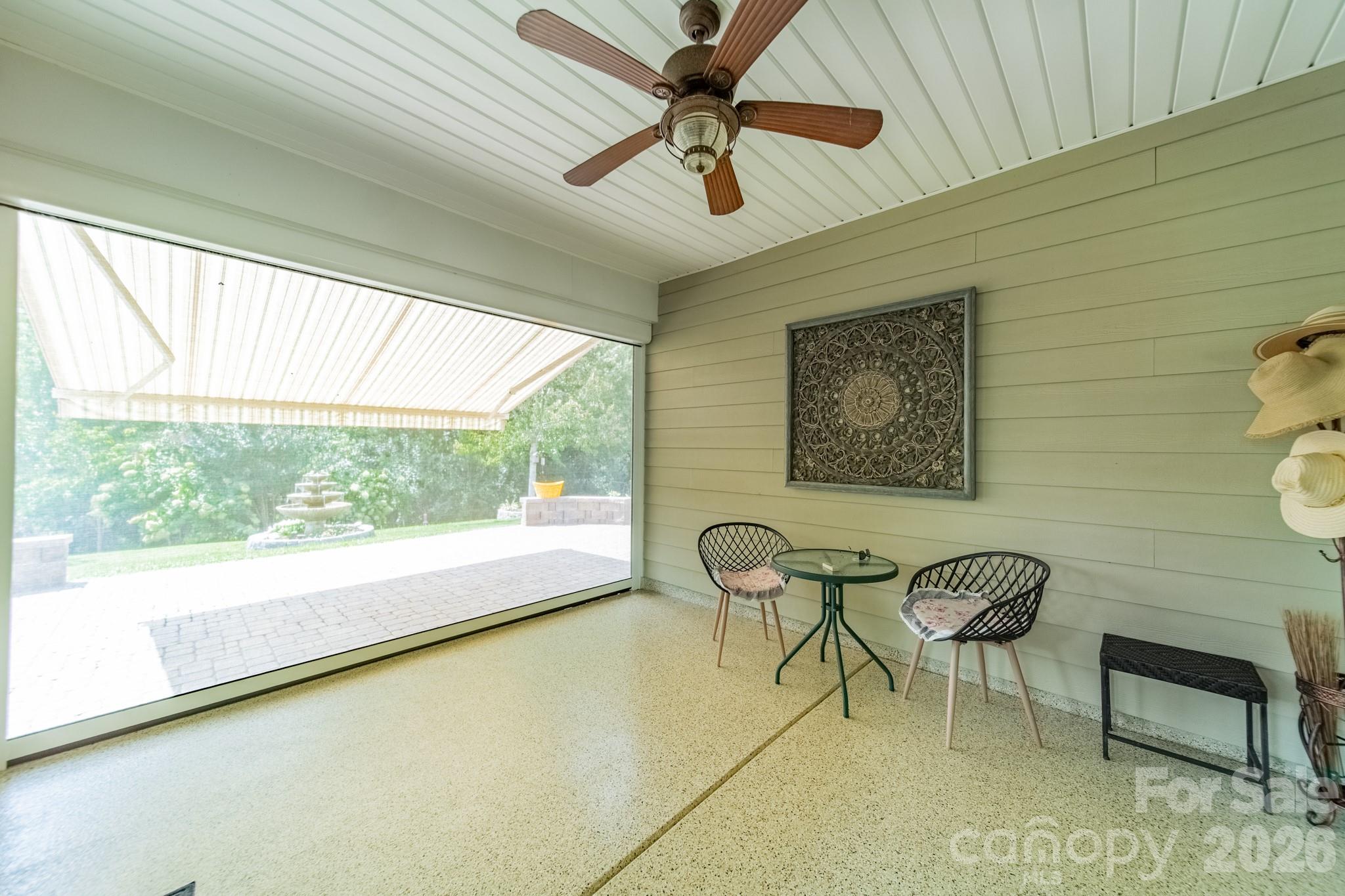 128 Picasso Trail Property Photo 24