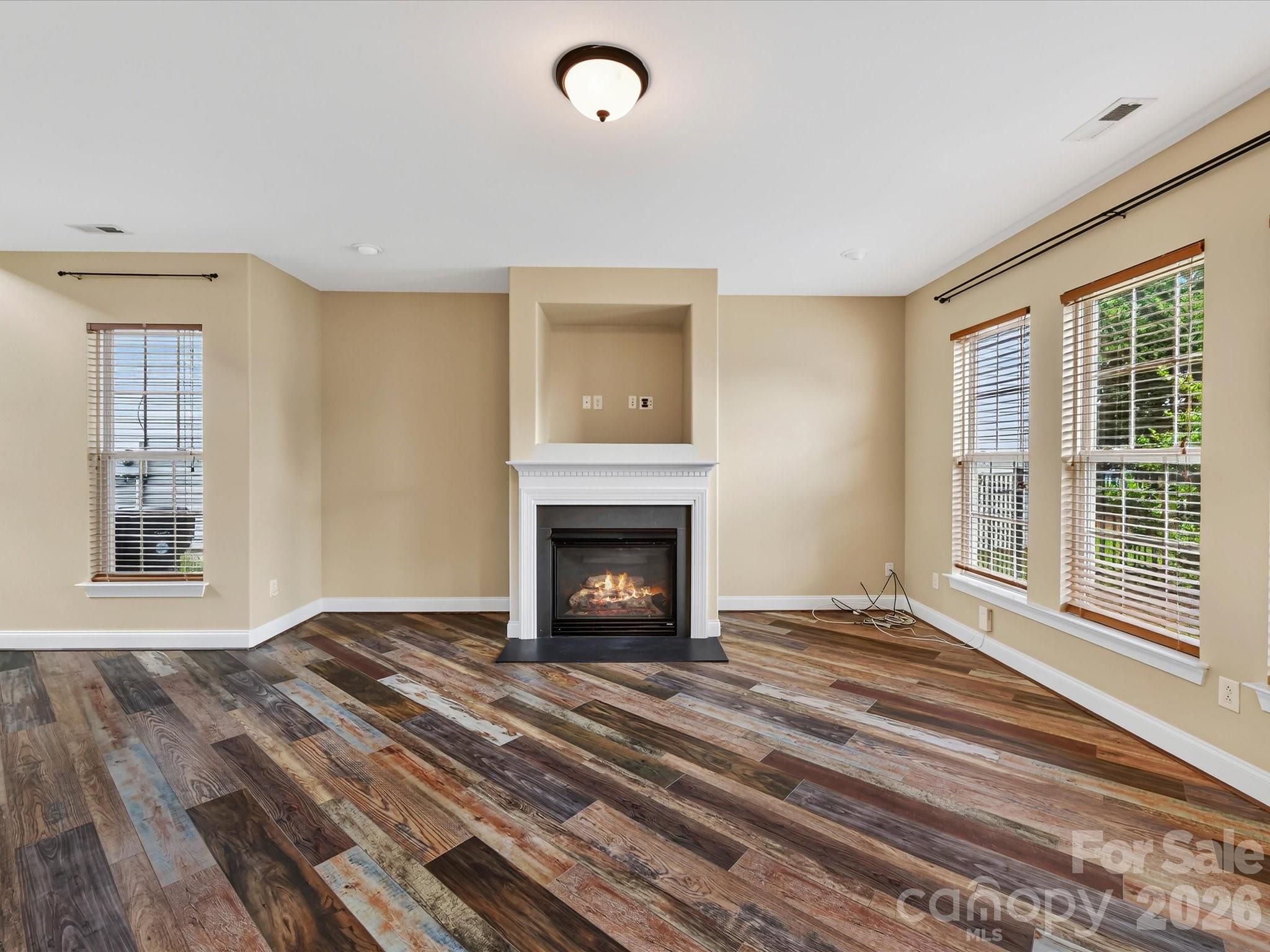 9645 Storybook Avenue Property Photo 10