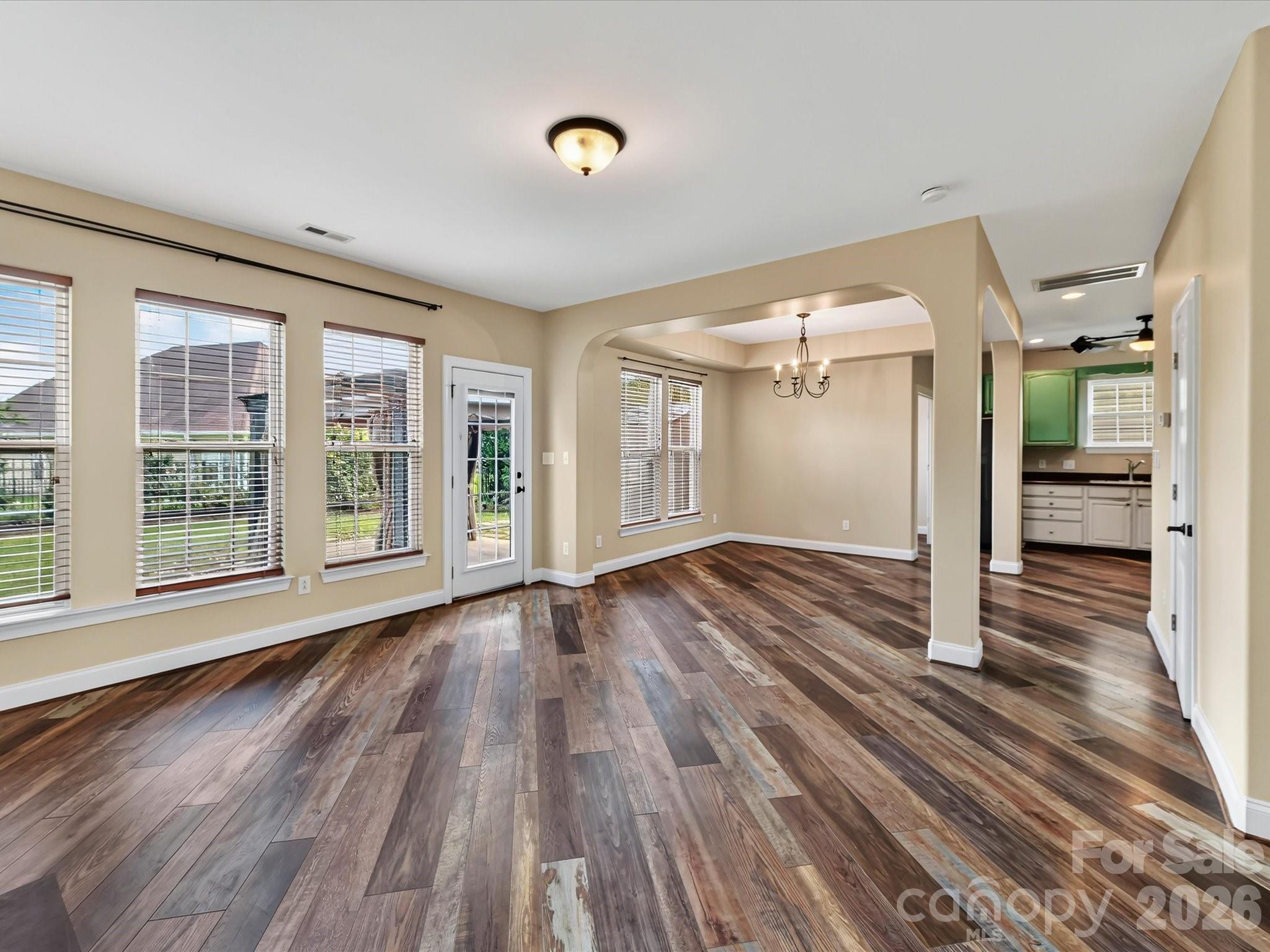 9645 Storybook Avenue Property Photo 11