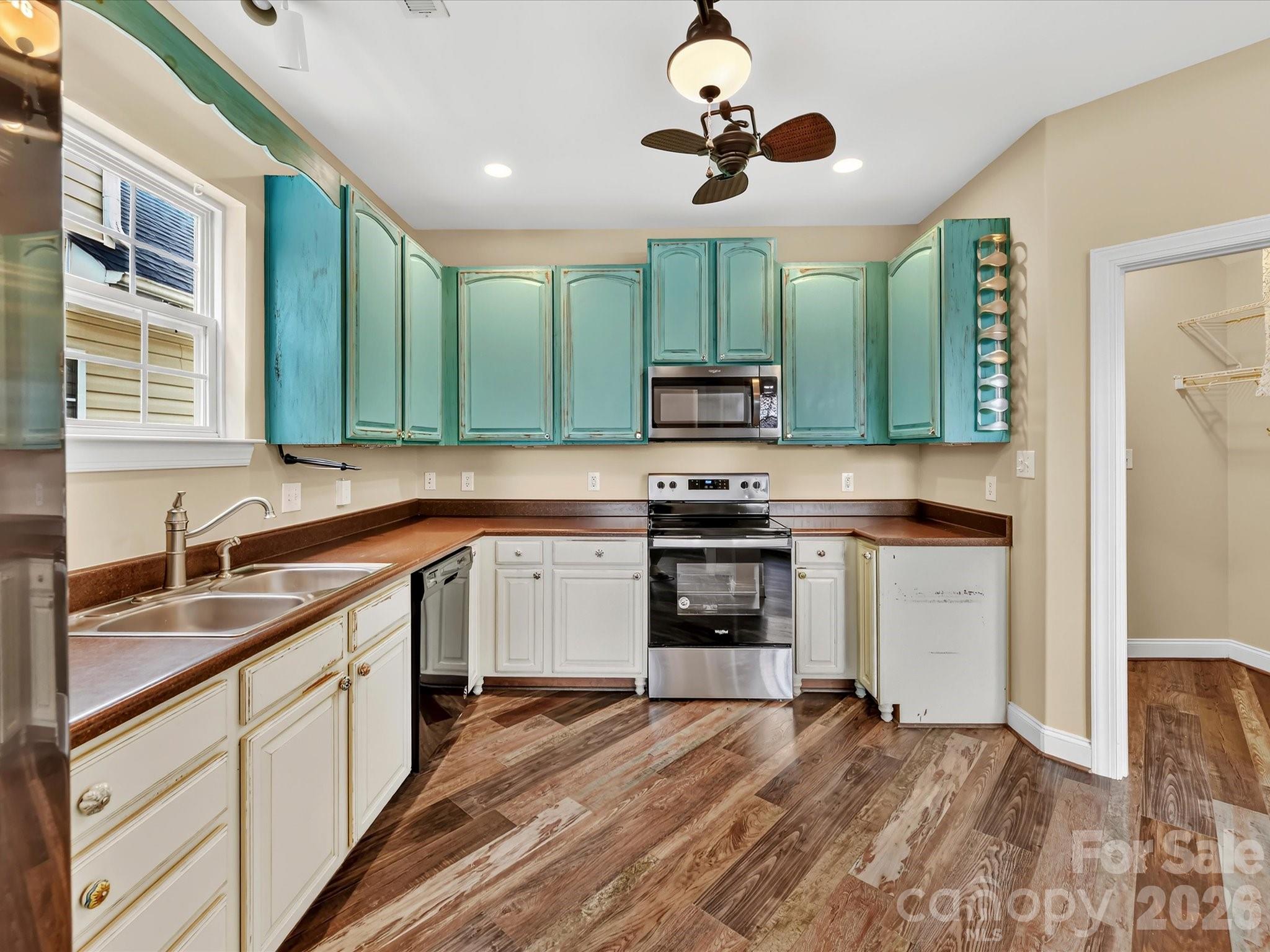 9645 Storybook Avenue Property Photo 15