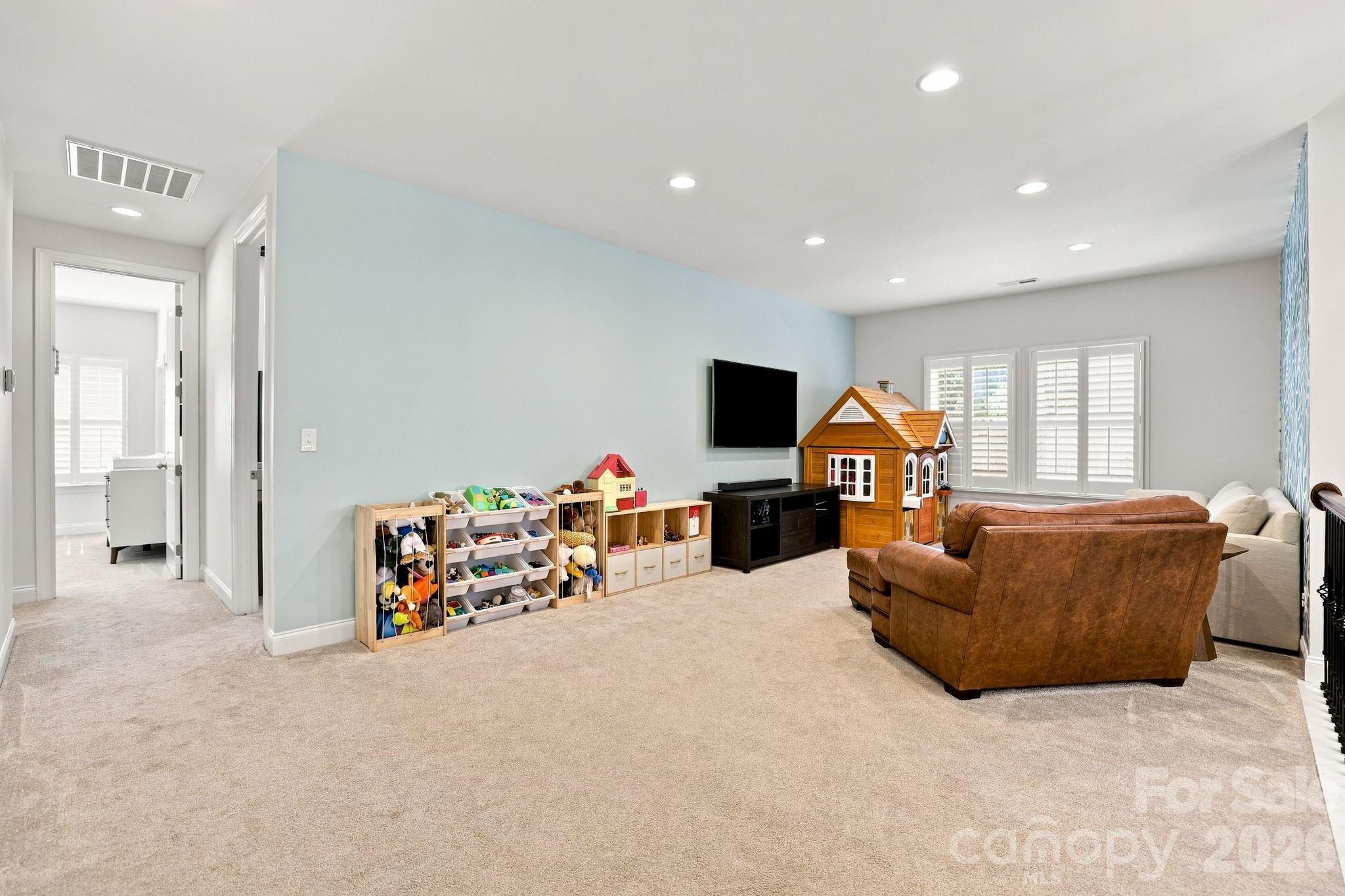 208 South Fork Lane Property Photo 24